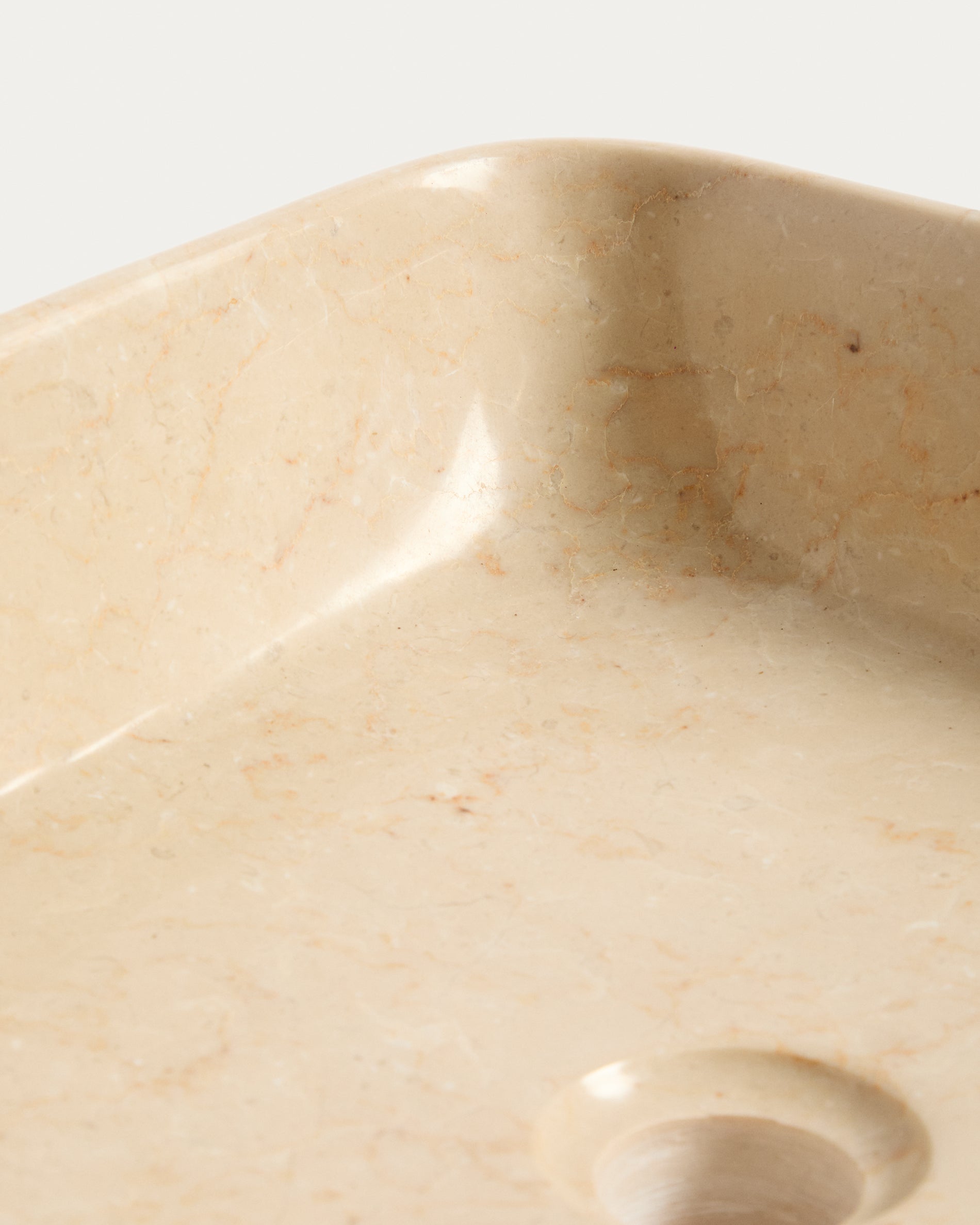 Darnen beige marble countertop washbasin 40 x 40cm - Detail