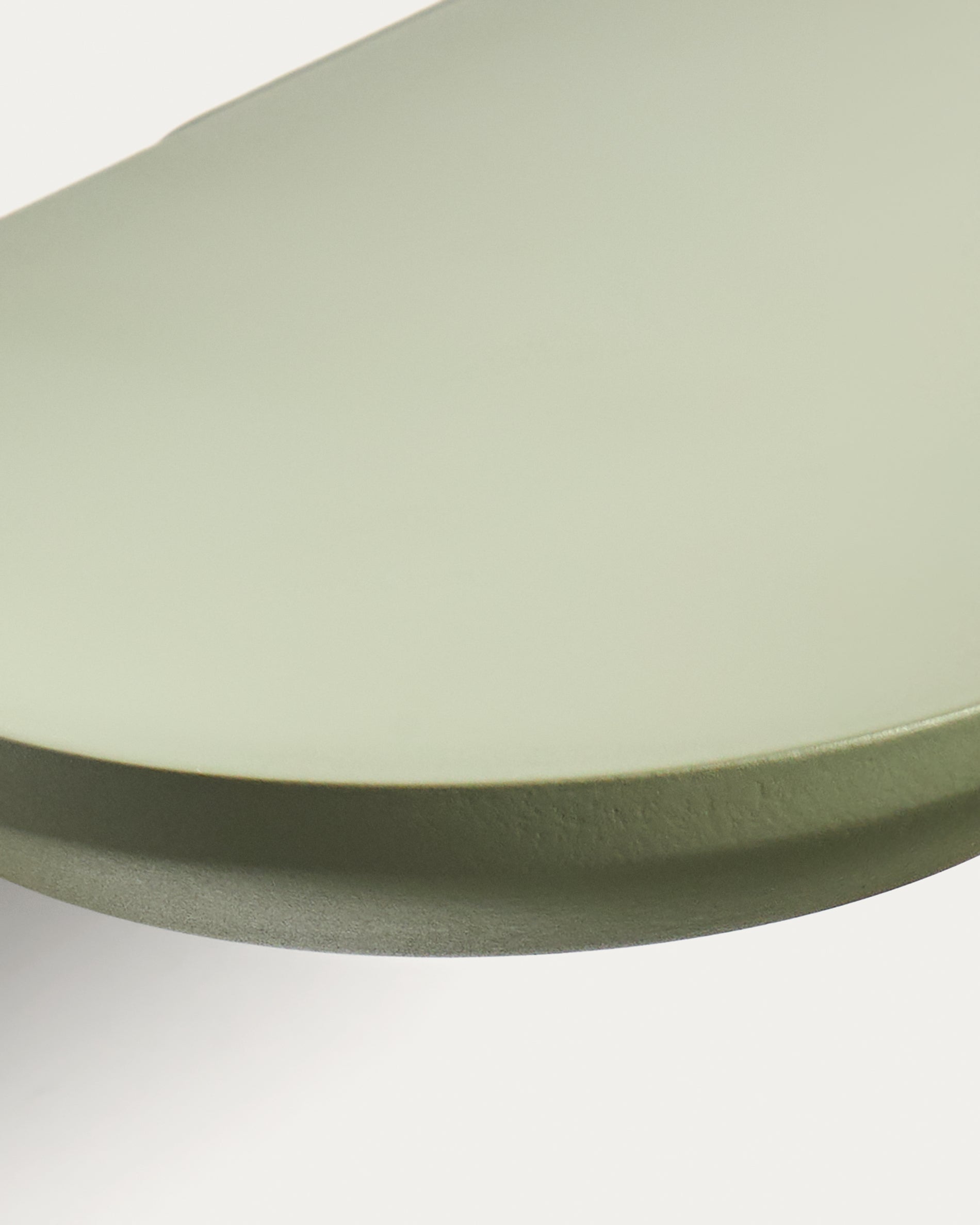 Arely set of 2 shelves in MDF with green lacquer finish 35 cm/55 cm - Detail