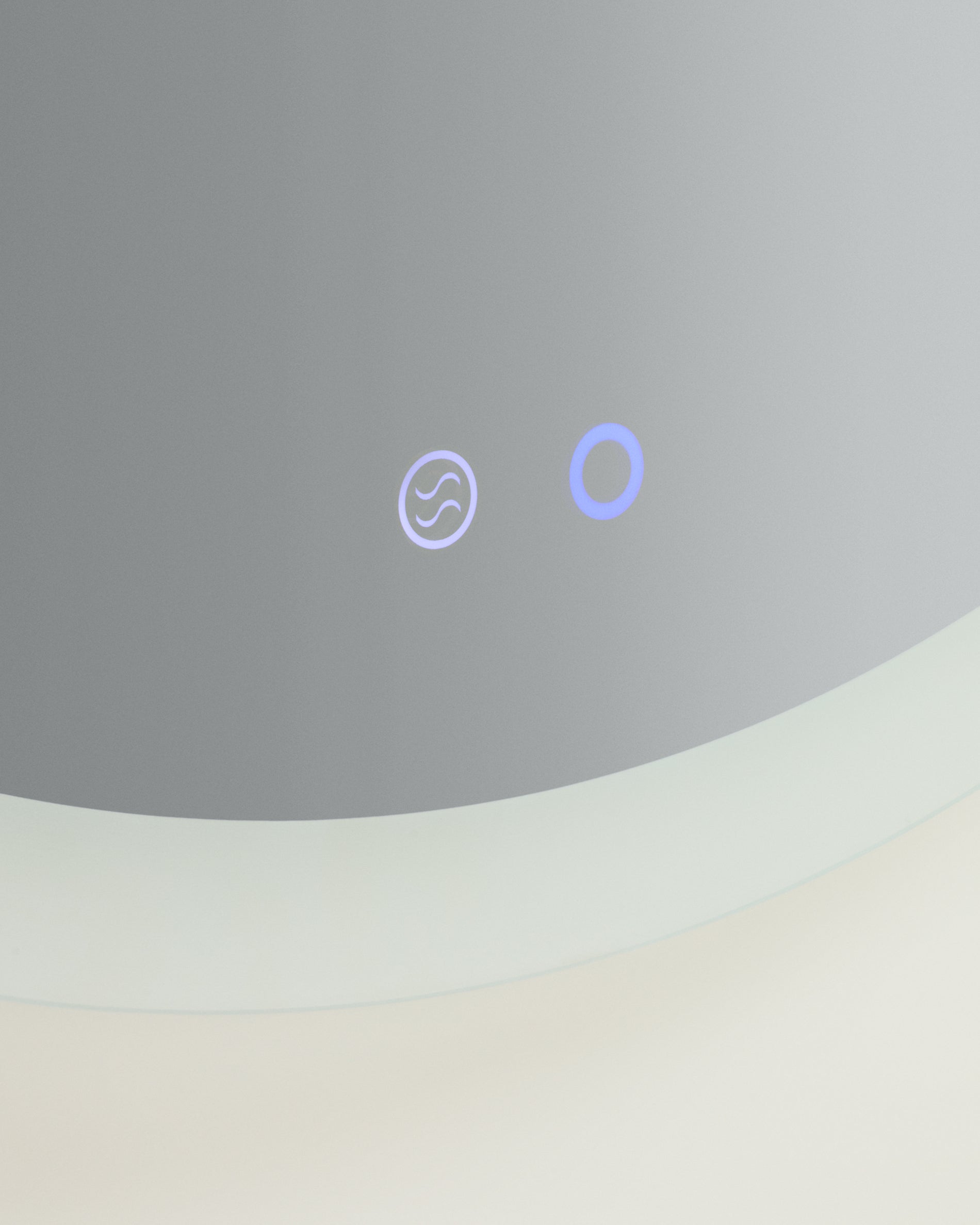 Mervi round bathroom mirror with LED light and anti-fog Ø 80cm - Detail