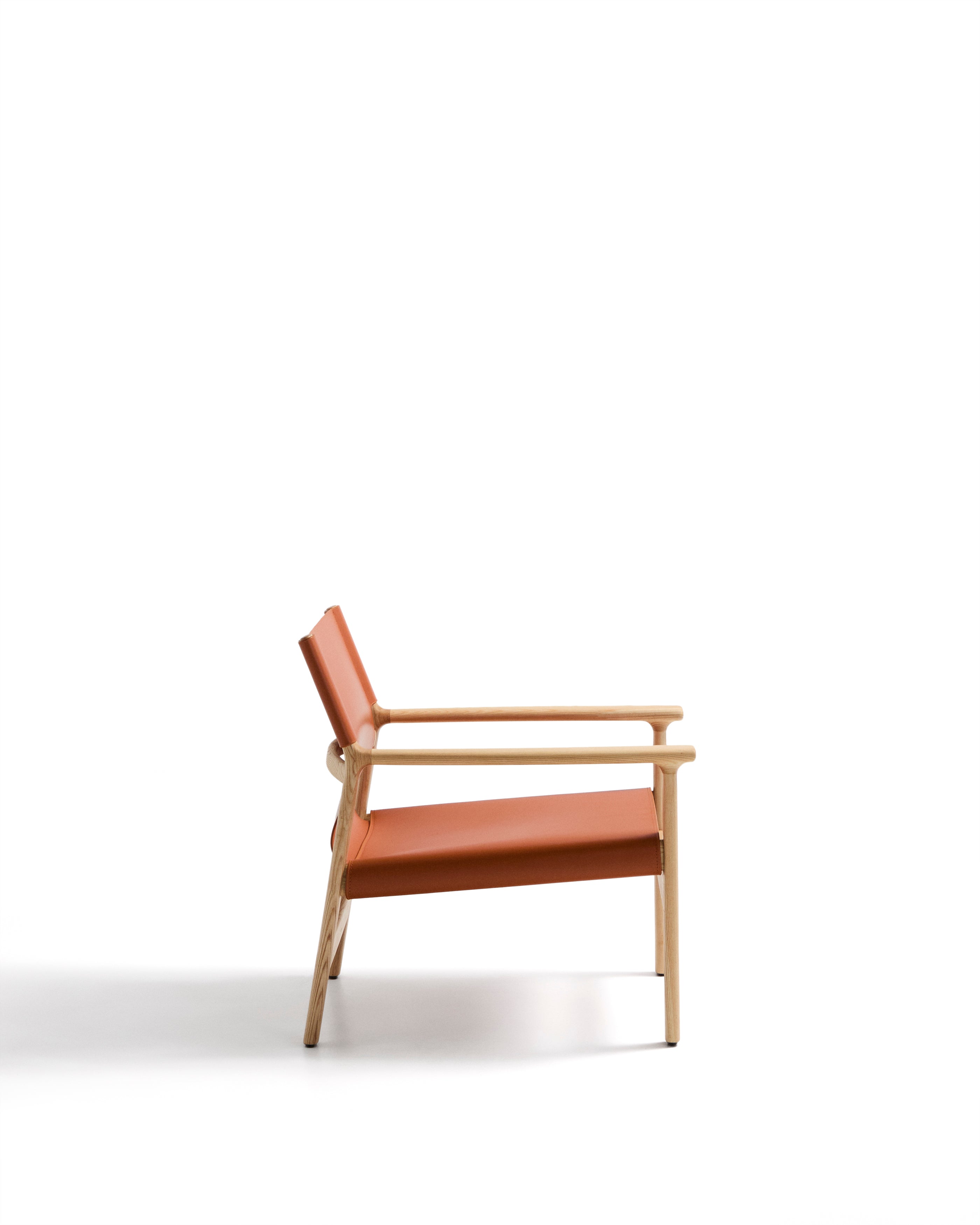 Jan armchair made of light brown recycled leather fibres and FSC 100% solid ash wood with natural tone finish - Product Image