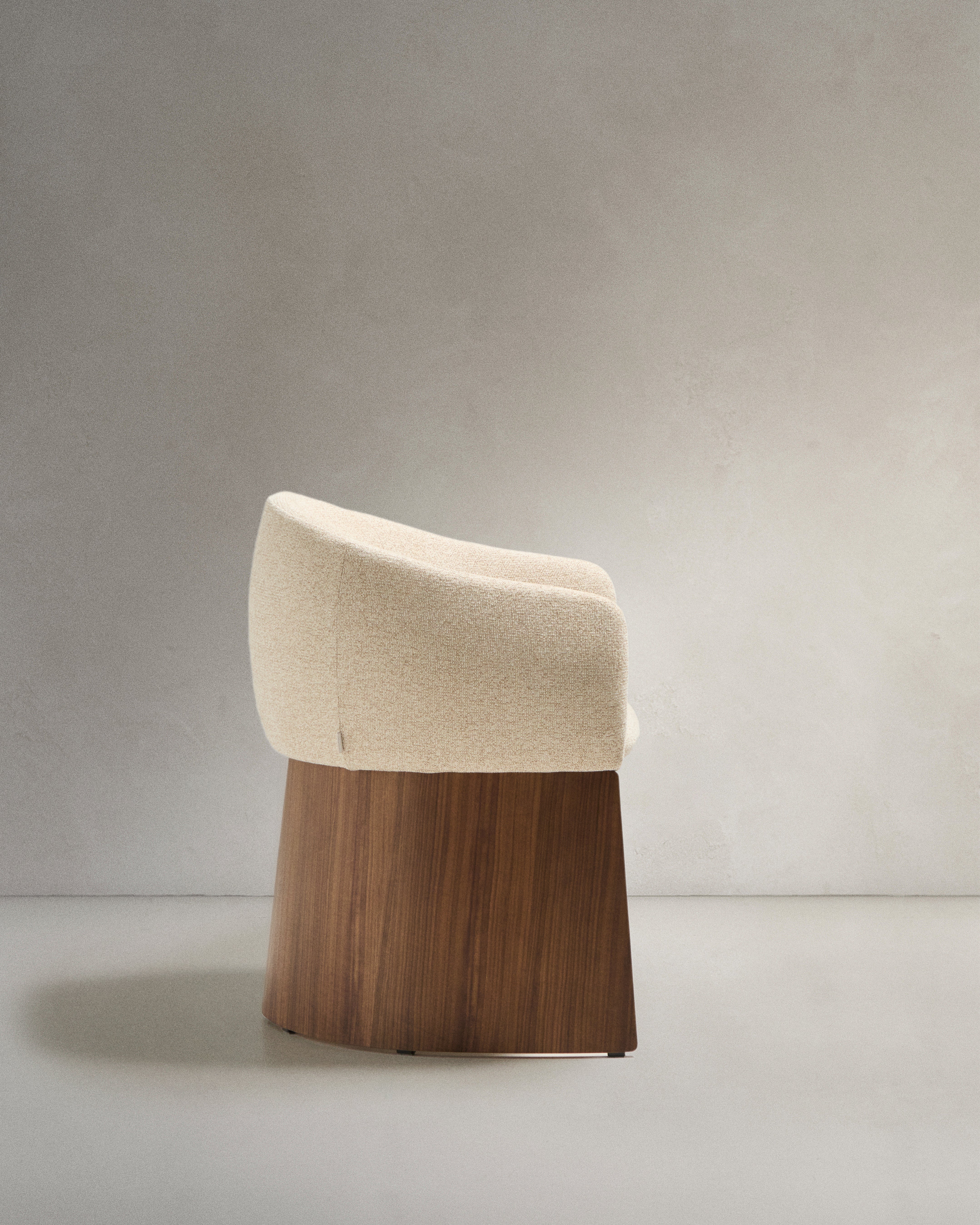 Bosca chair in beige chenille and walnut veneer FSC 100% - Product Image