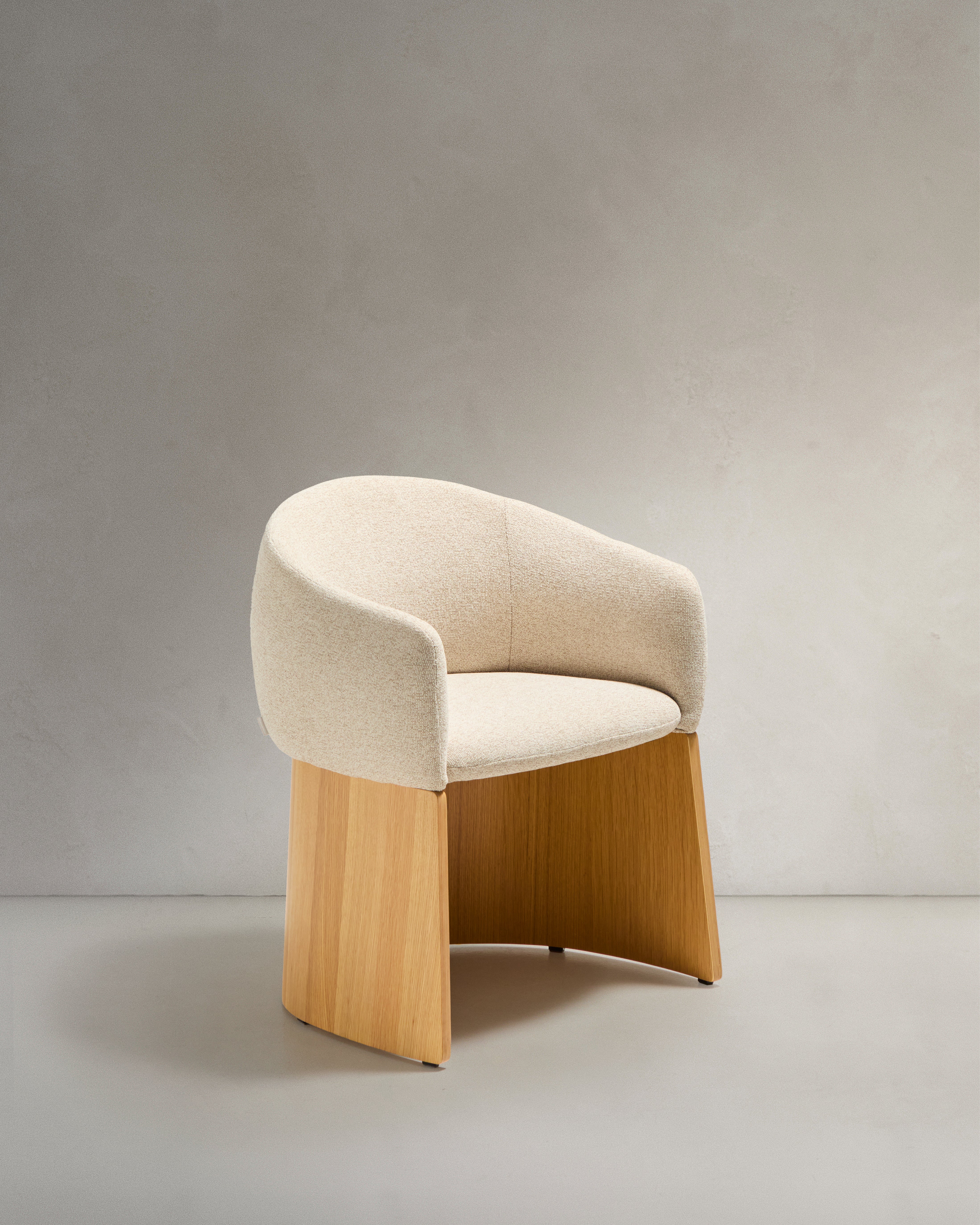 Bosca chair in beige chenille and oak veneer FSC 100% - Product Image