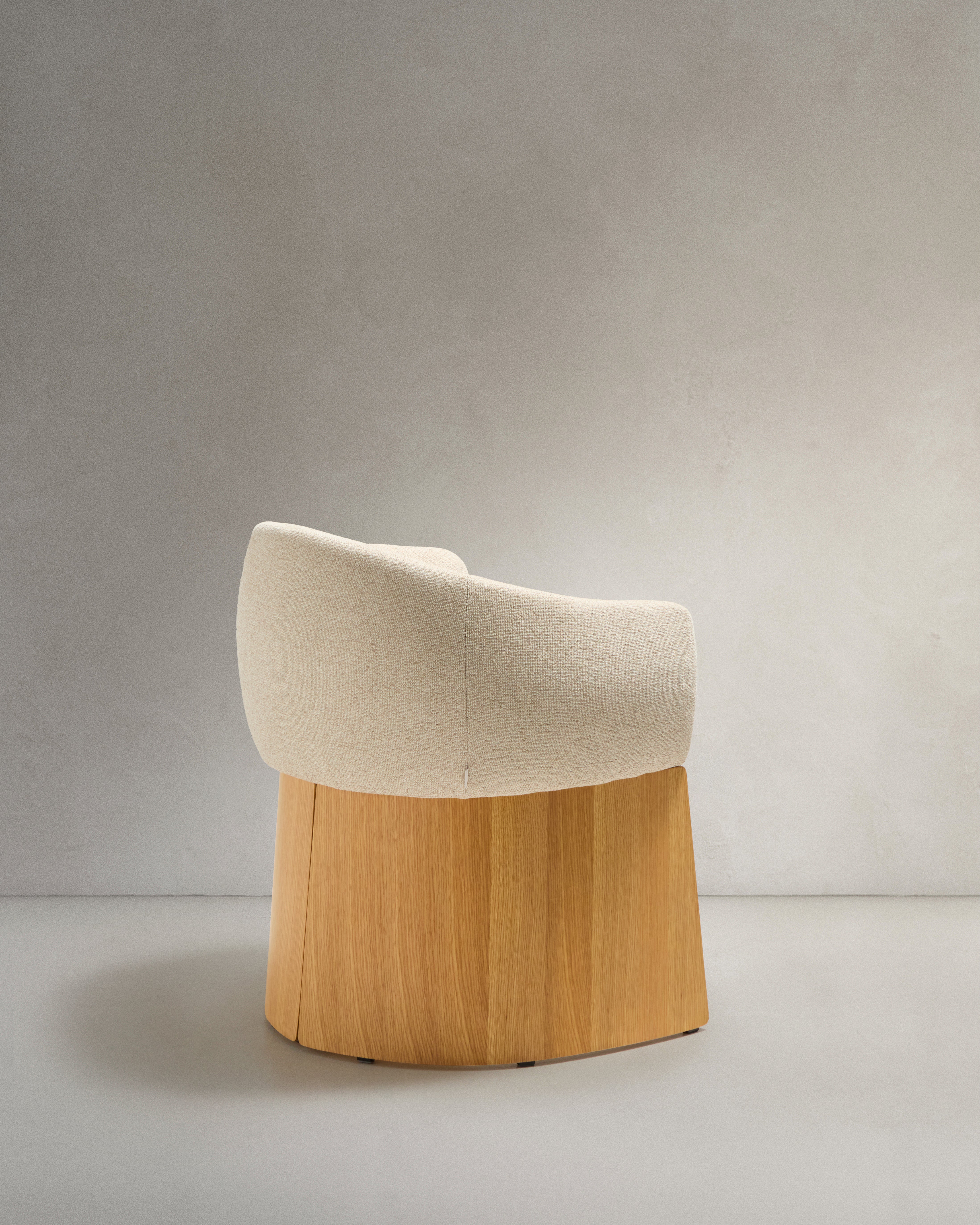 Bosca chair in beige chenille and oak veneer FSC 100% - Product Image