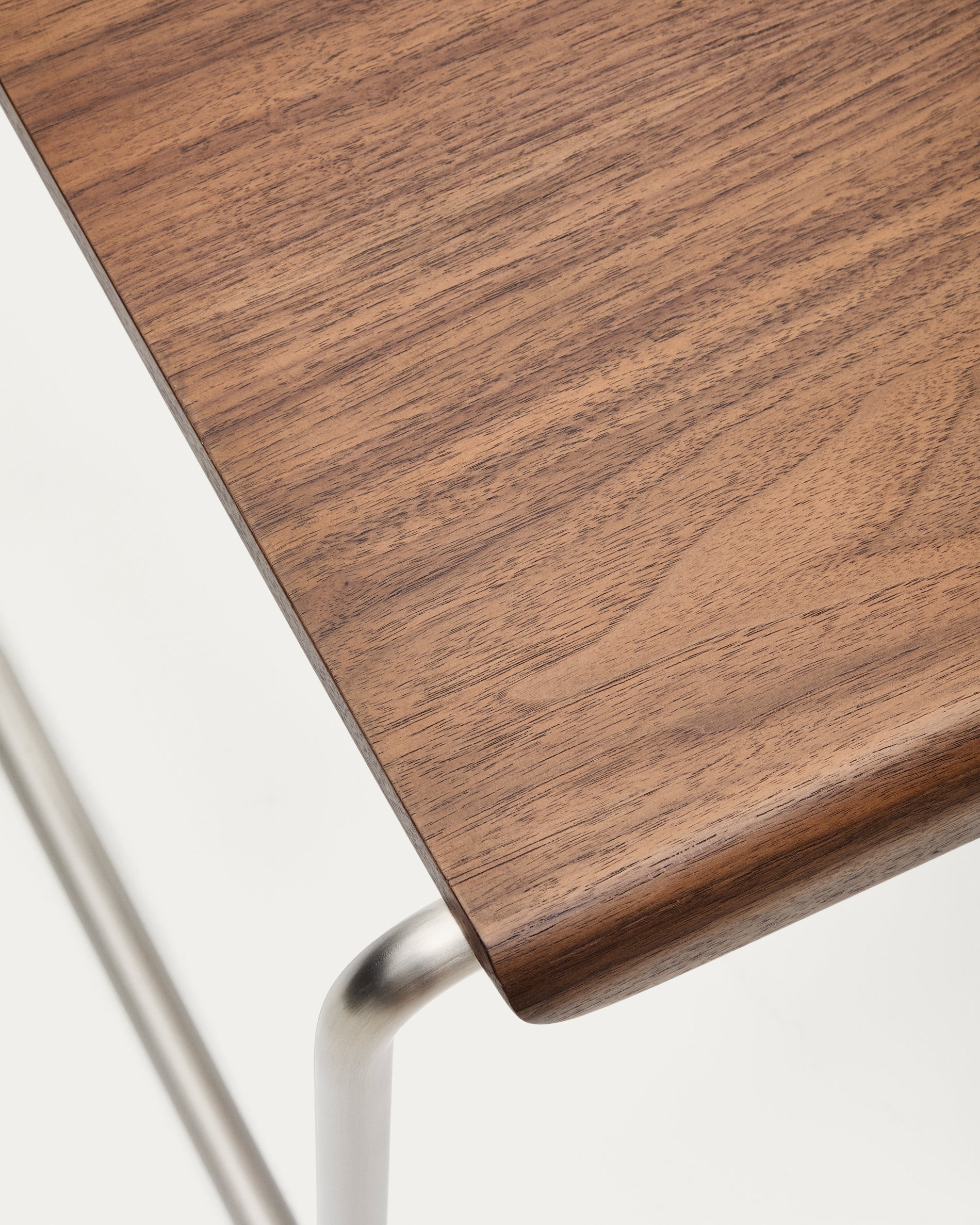 Tarsel bench in walnut veneer with brushed stainless steel structure 142cm - Detail