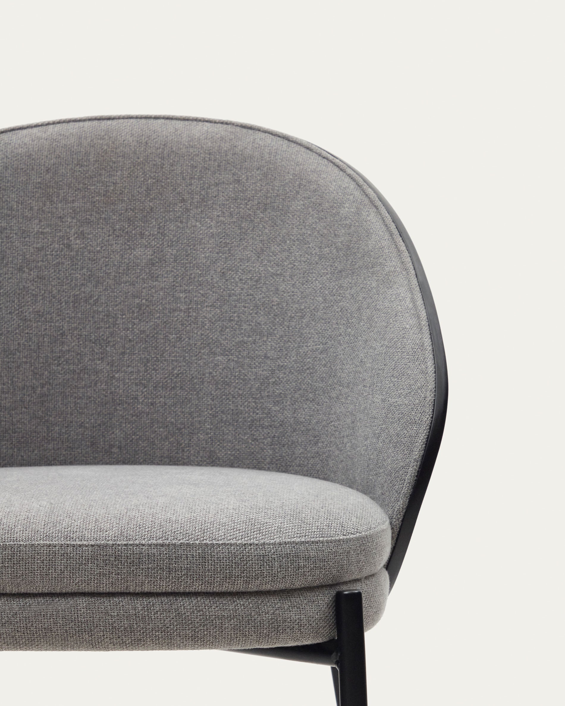 Eamy chair light grey chenilla and ash wood veneer with a black finish and black metal - Detail