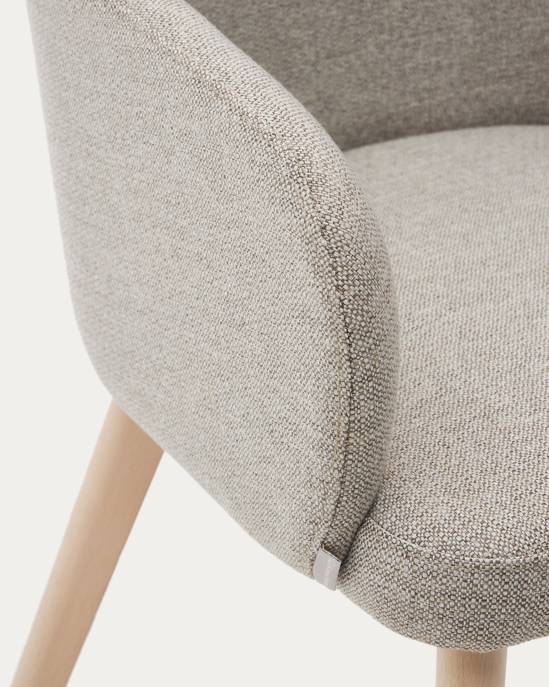 Nelida chair in brown chenille and solid beech wood in a natural finish FSC 100% - Detail