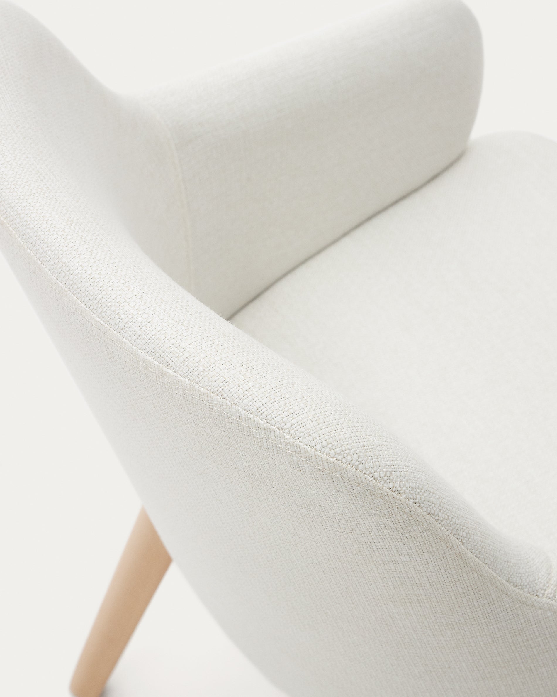 Nelida chair in beige chenille and 100% FSC certified solid beech wood with a natural finish