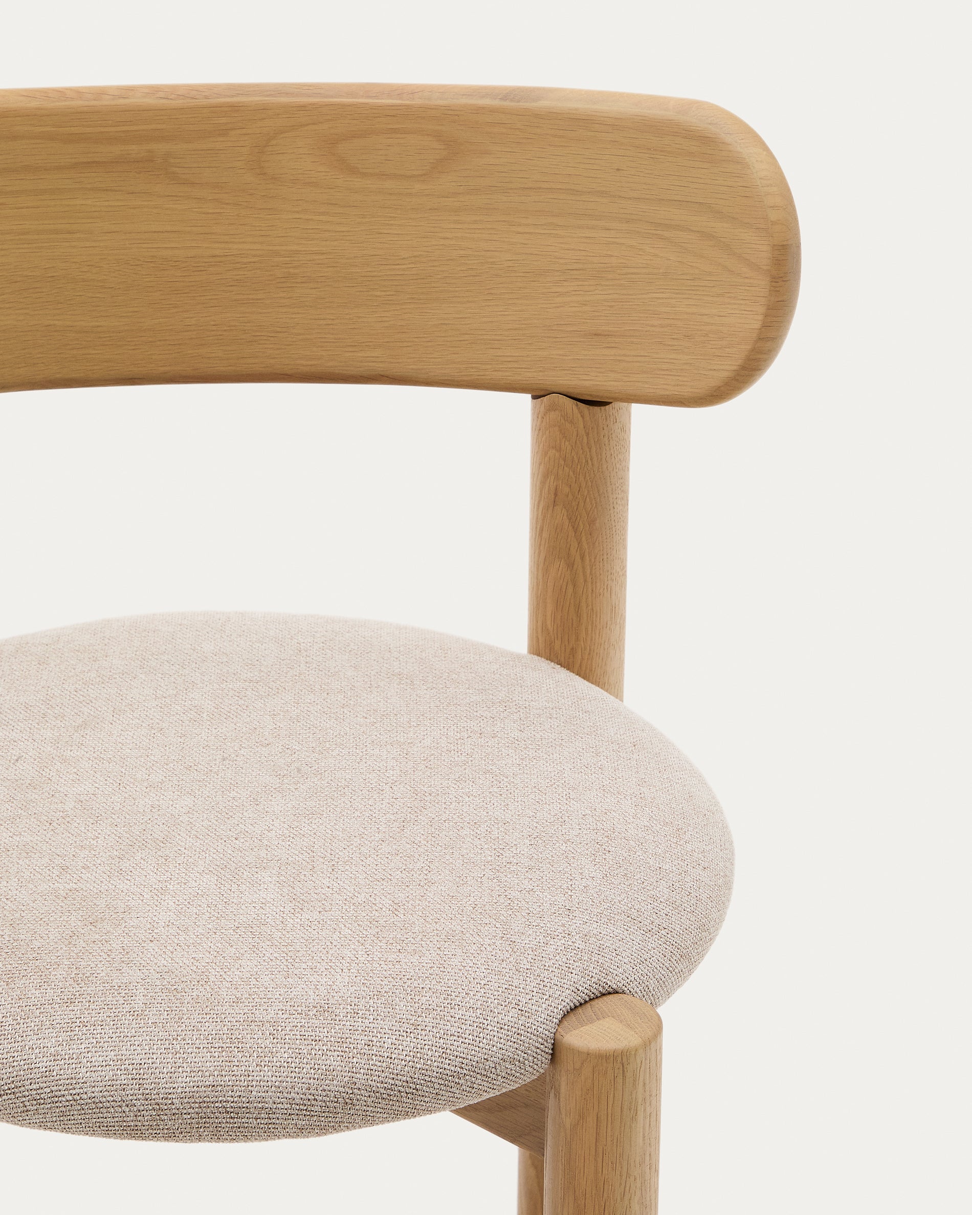 Nebai chair with brown chenille upholstery, solid oak structure and walnut finish, FSC MIX Credit