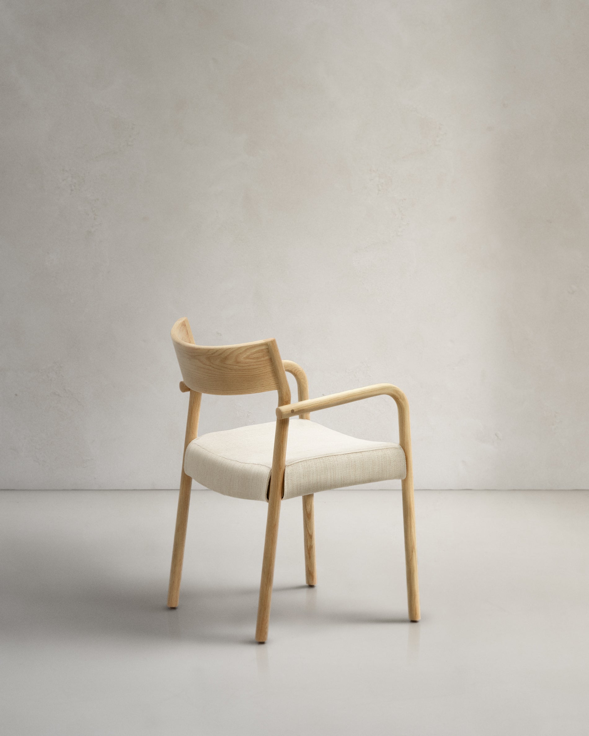 Falconera chair with a removable cover in solid oak wood with natural finish FSC Mix Credit - Product View