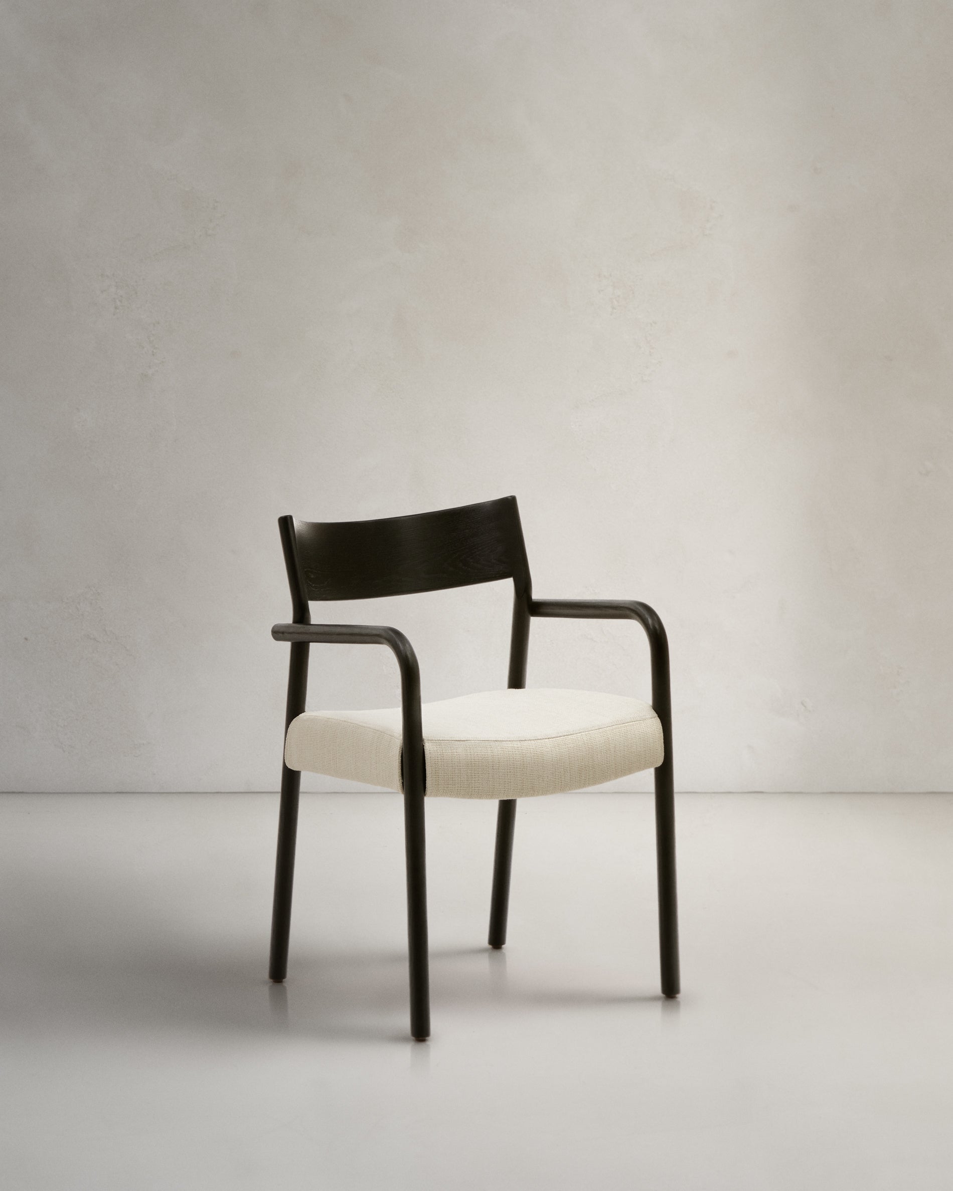Falconera chair with a removable cover in solid oak wood with black finish FSC Mix Credit - Product View