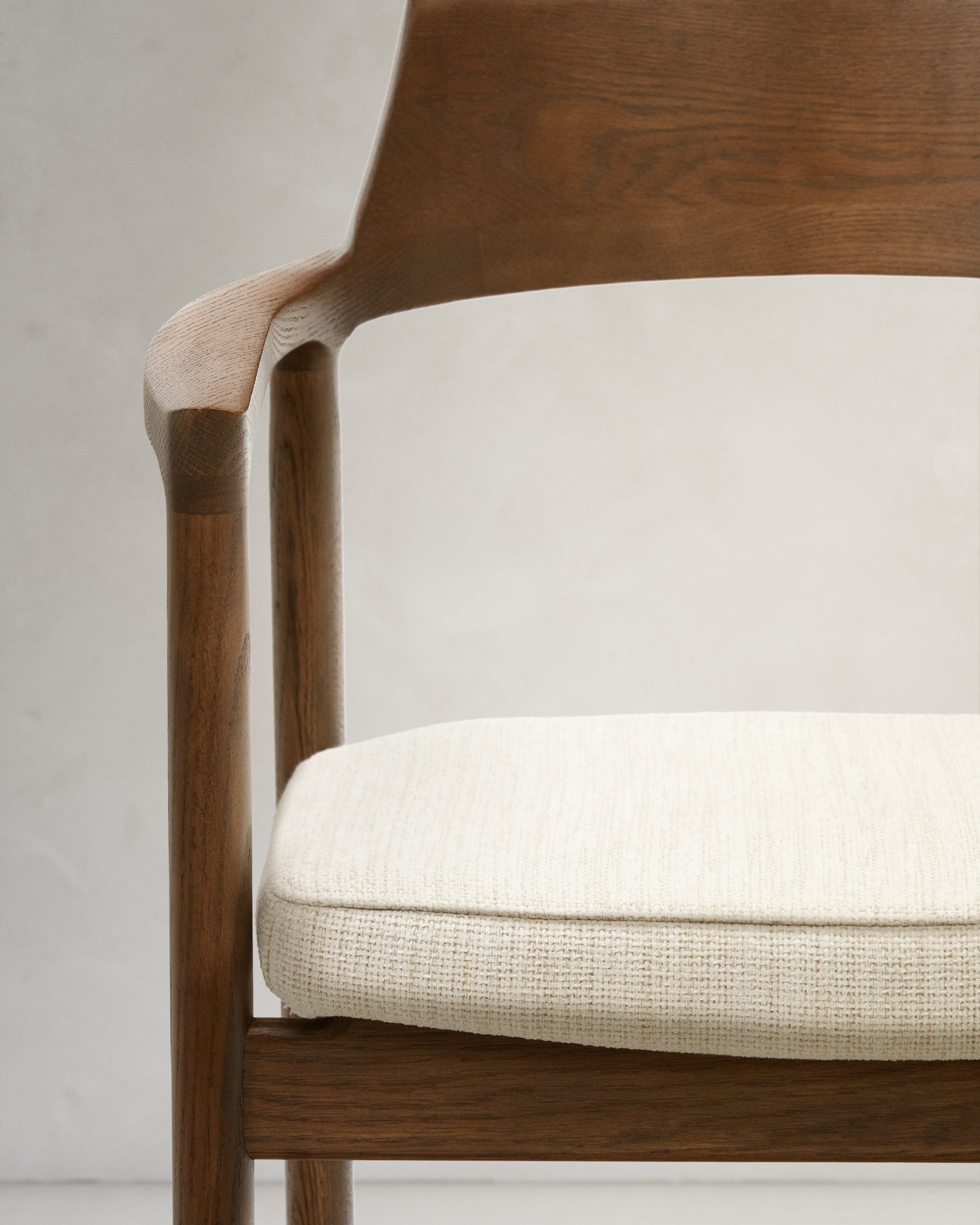 Alocs chair removable cover in beige chenille solid oak wood walnut finish FSC Mix Credit - Detail