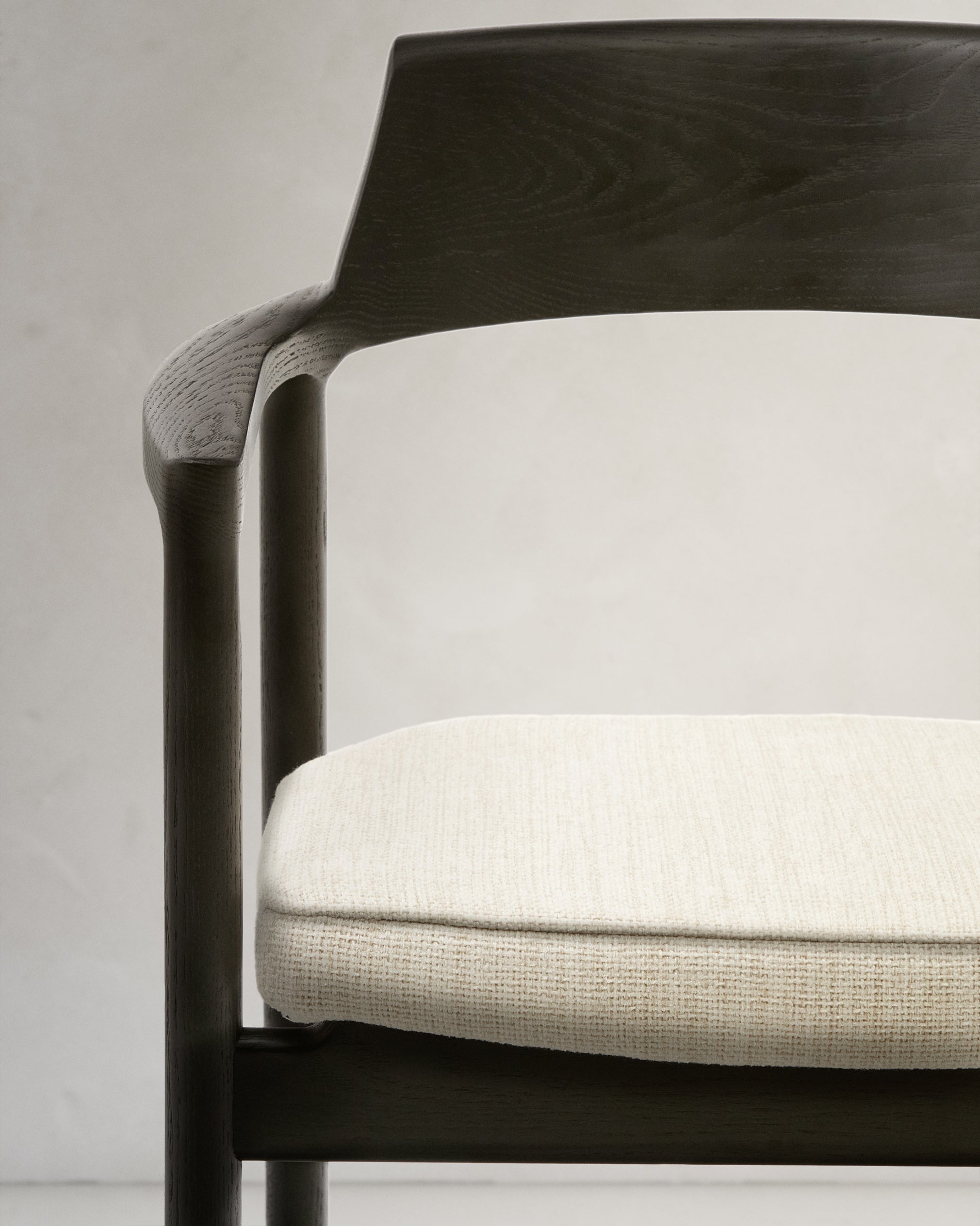 Alocs chair removable cover in beige chenille solid oak wood black finish FSC Mix Credit - Detail