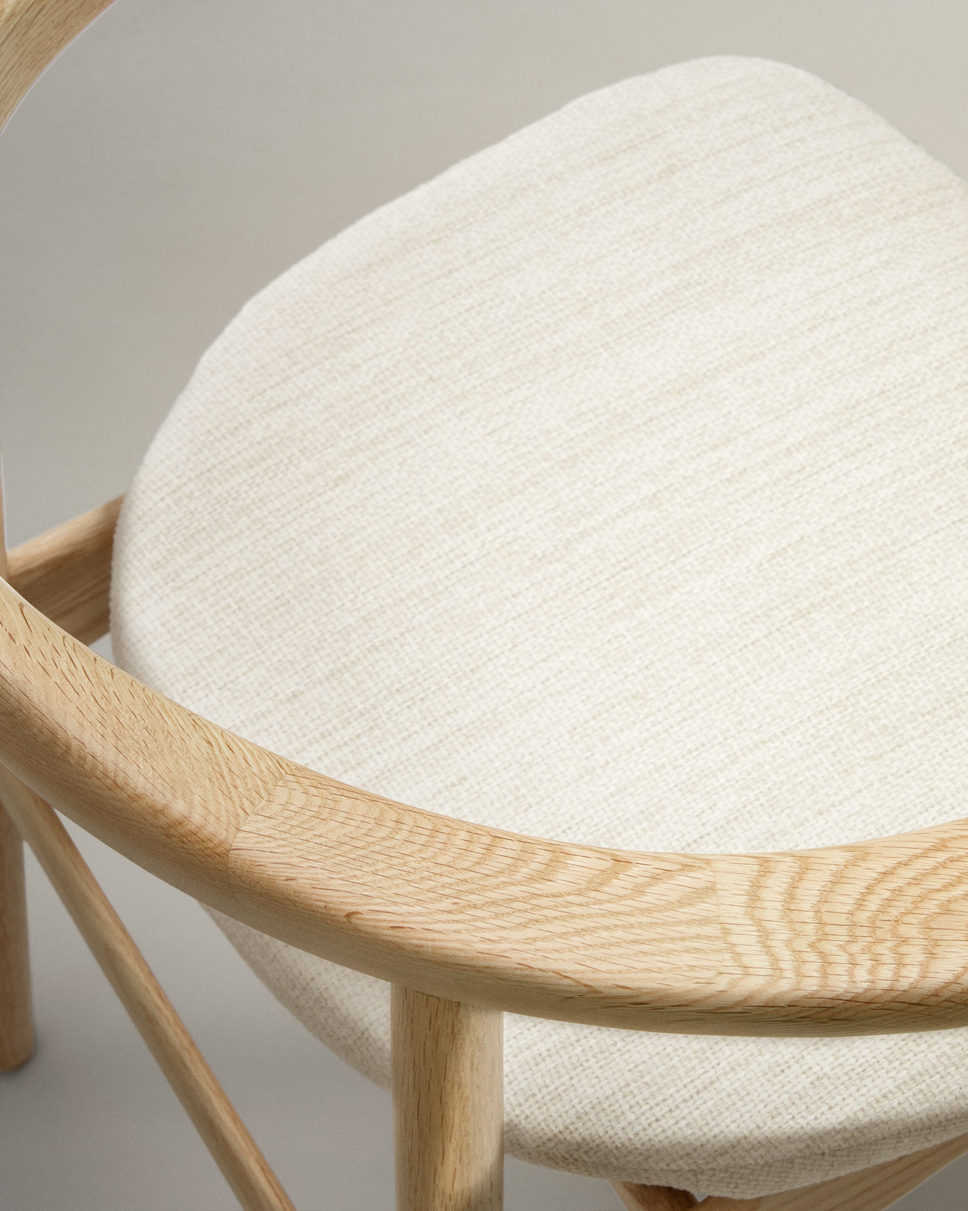 Timons chair with removable cover in beige chenille, solid oak with natural finish, FSC Mix Credit