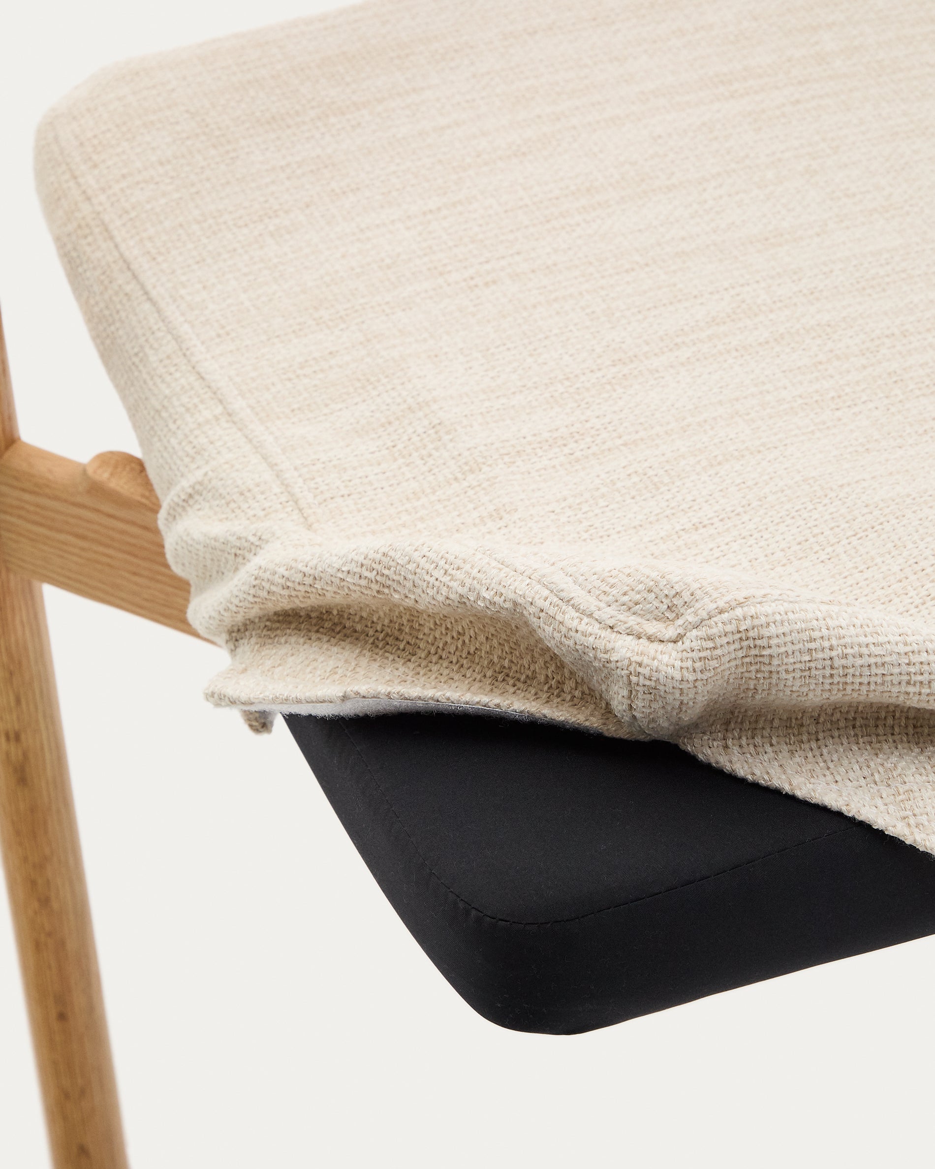 Timons chair removable cover in beige chenille solid oak wood natural finish FSC Mix Credit - Detail