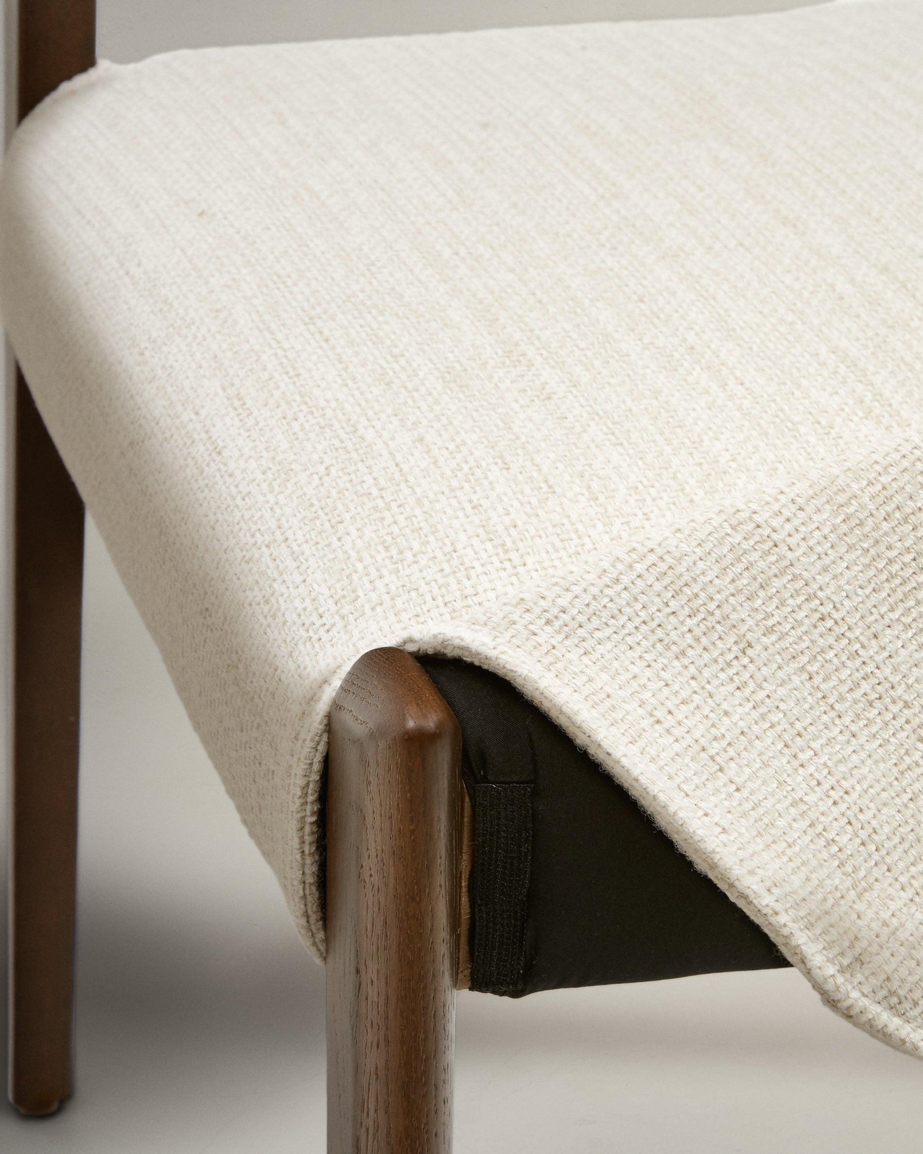 Cudia chair removable cover in beige chenille solid oak wood walnut finish FSC Mix Credit - Detail