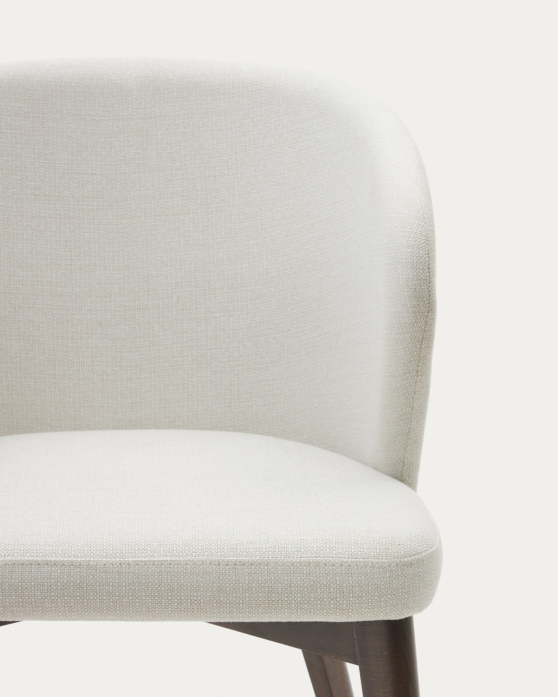 Darice chair in beige chenille and 100% FSC certified solid beech wood with walnut finish