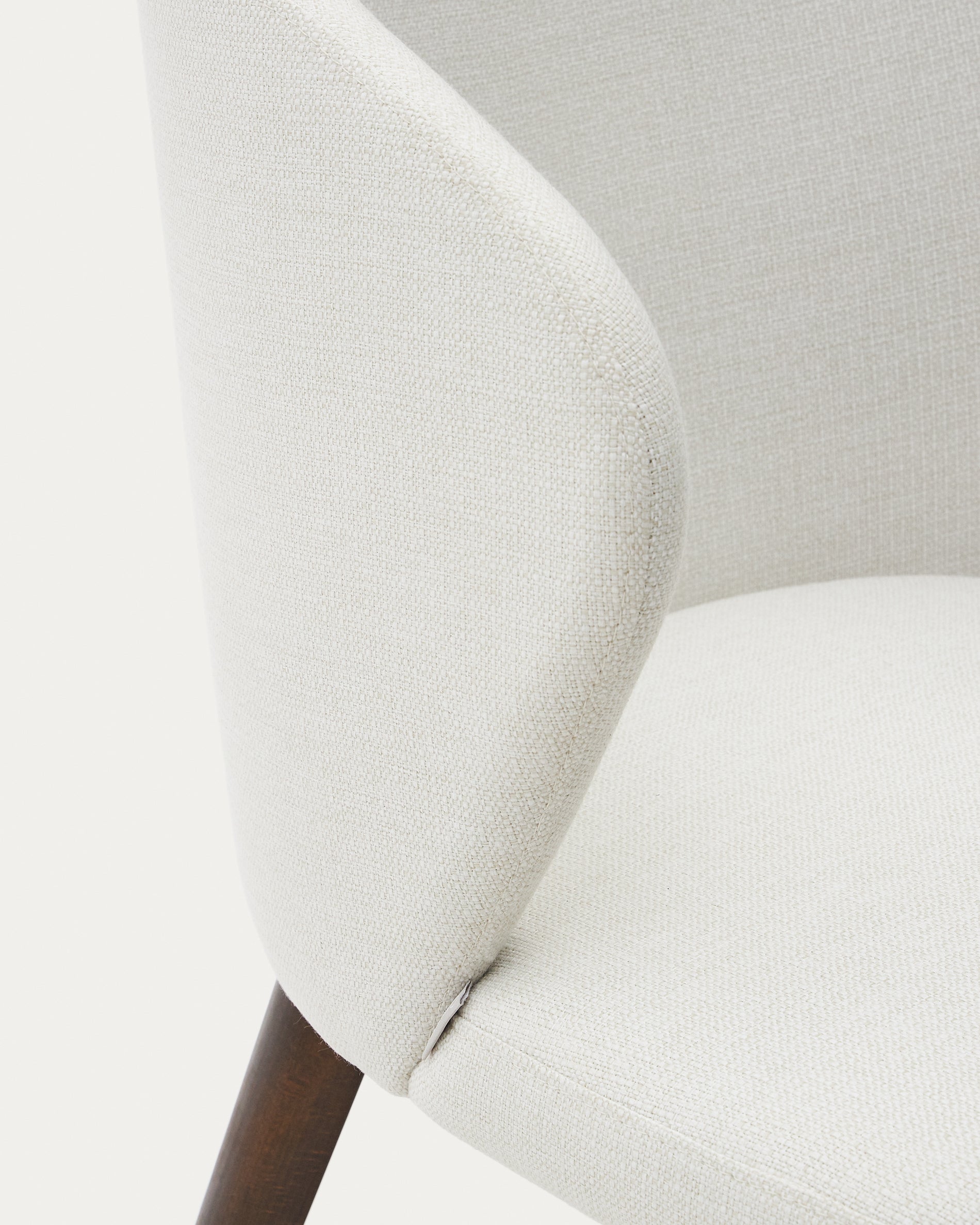 Darice chair in beige chenille and 100% FSC certified solid beech wood with walnut finish