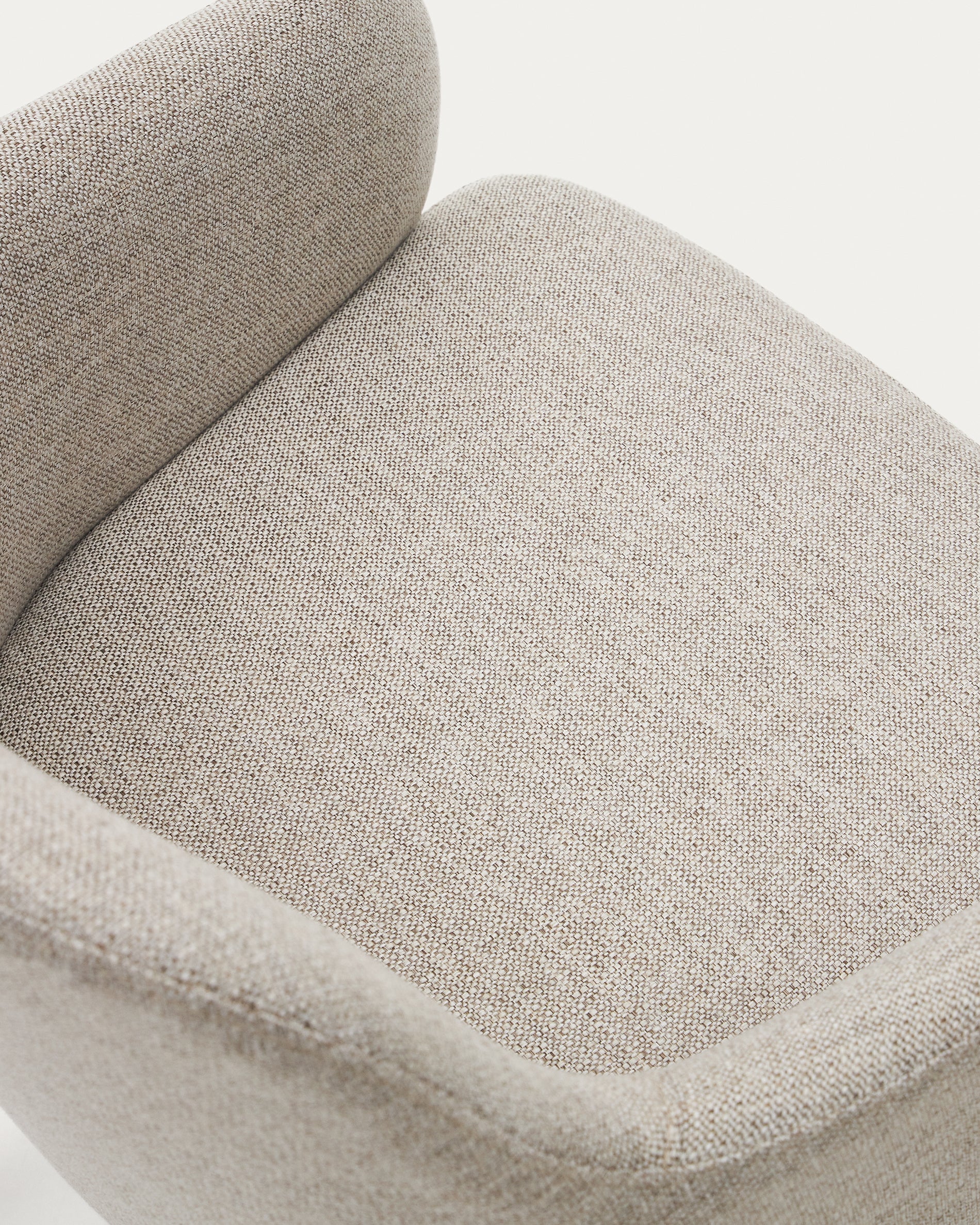 Nelida chair in brown chenille and solid beech wood in a walnut finish FSC 100% - Detail