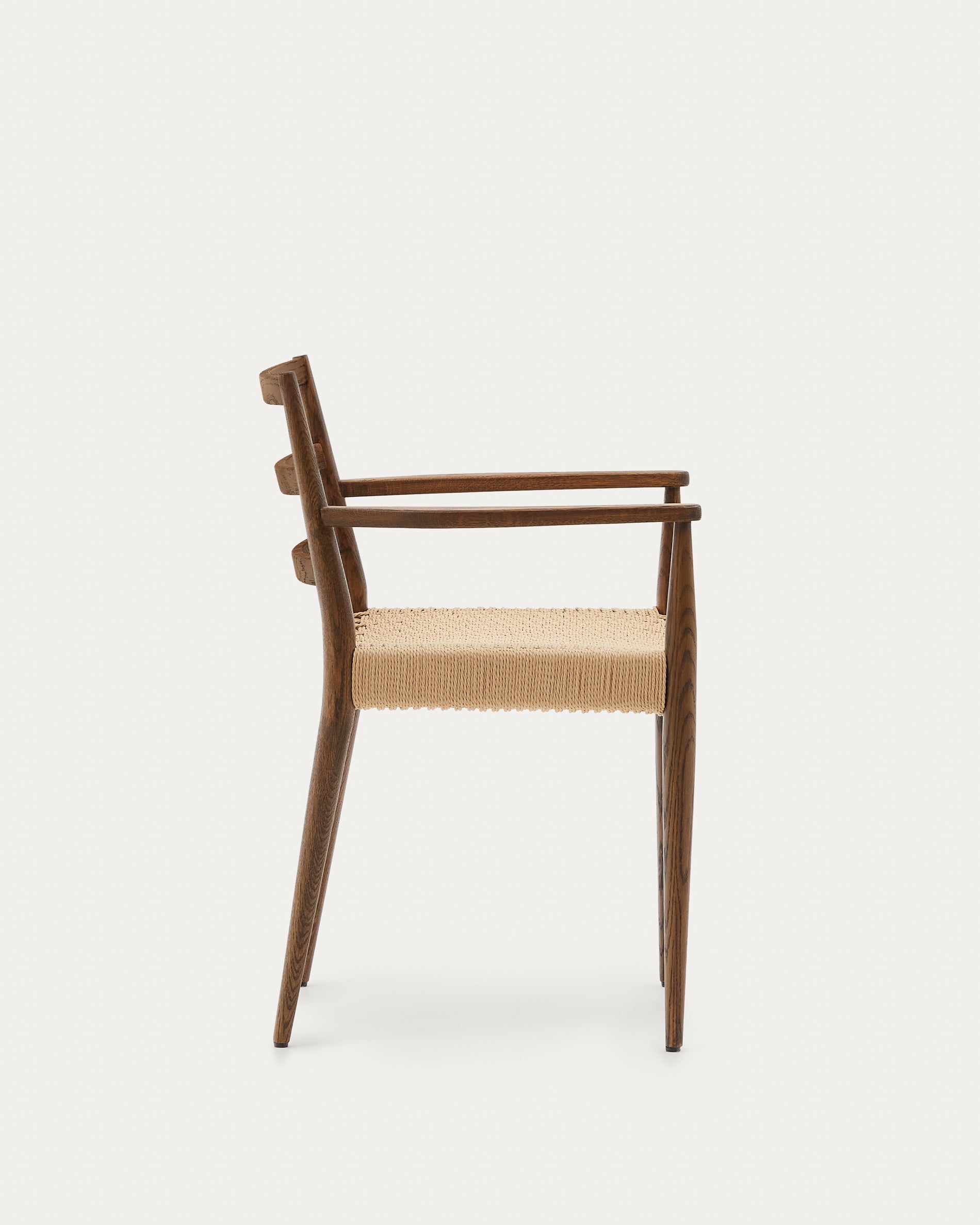 Analy chair with armrests in solid oak wood in a walnut finish and rope cord seat FSC 100% - Product View