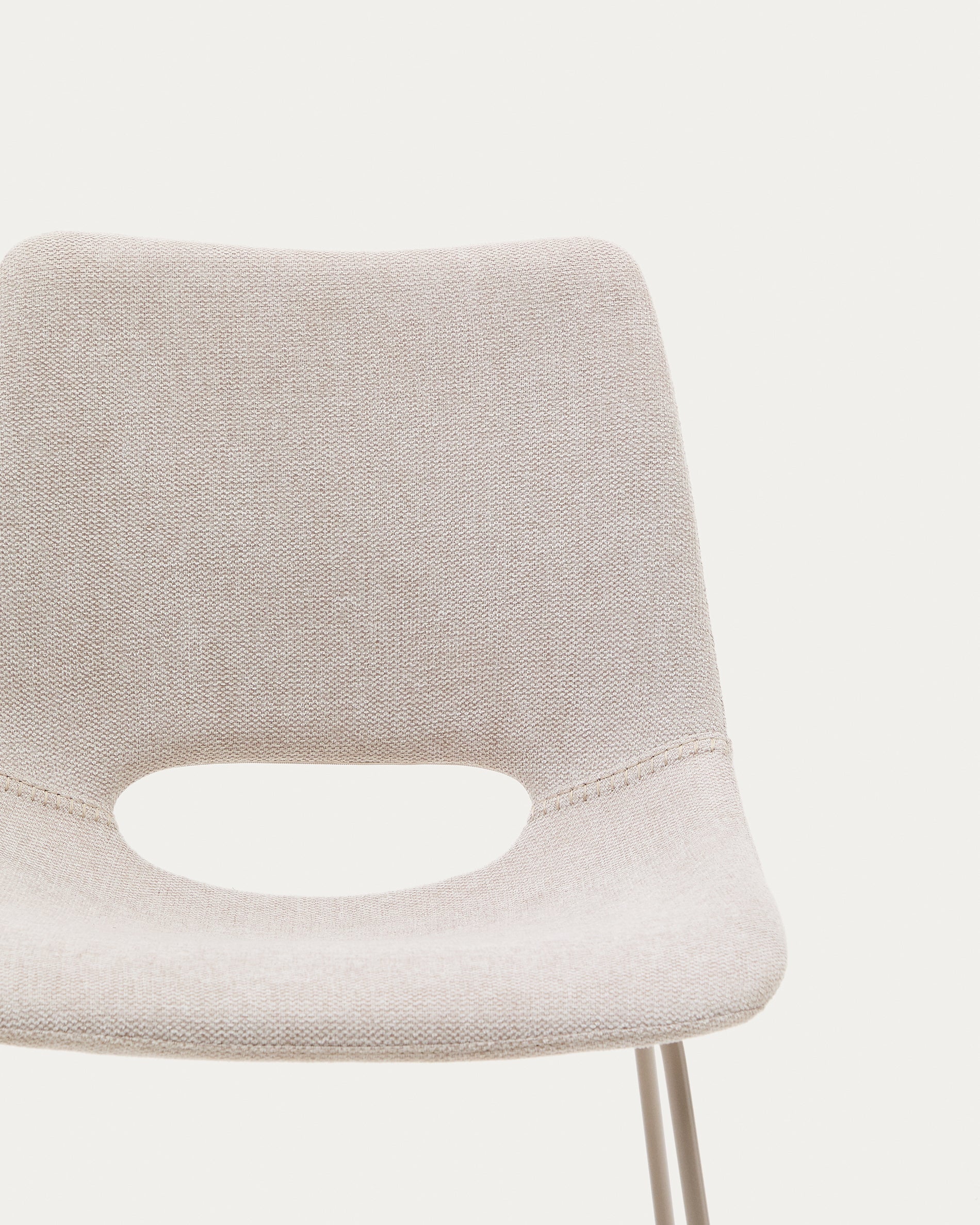 Zahara chair in beige with steel legs in a beige finish - Detail