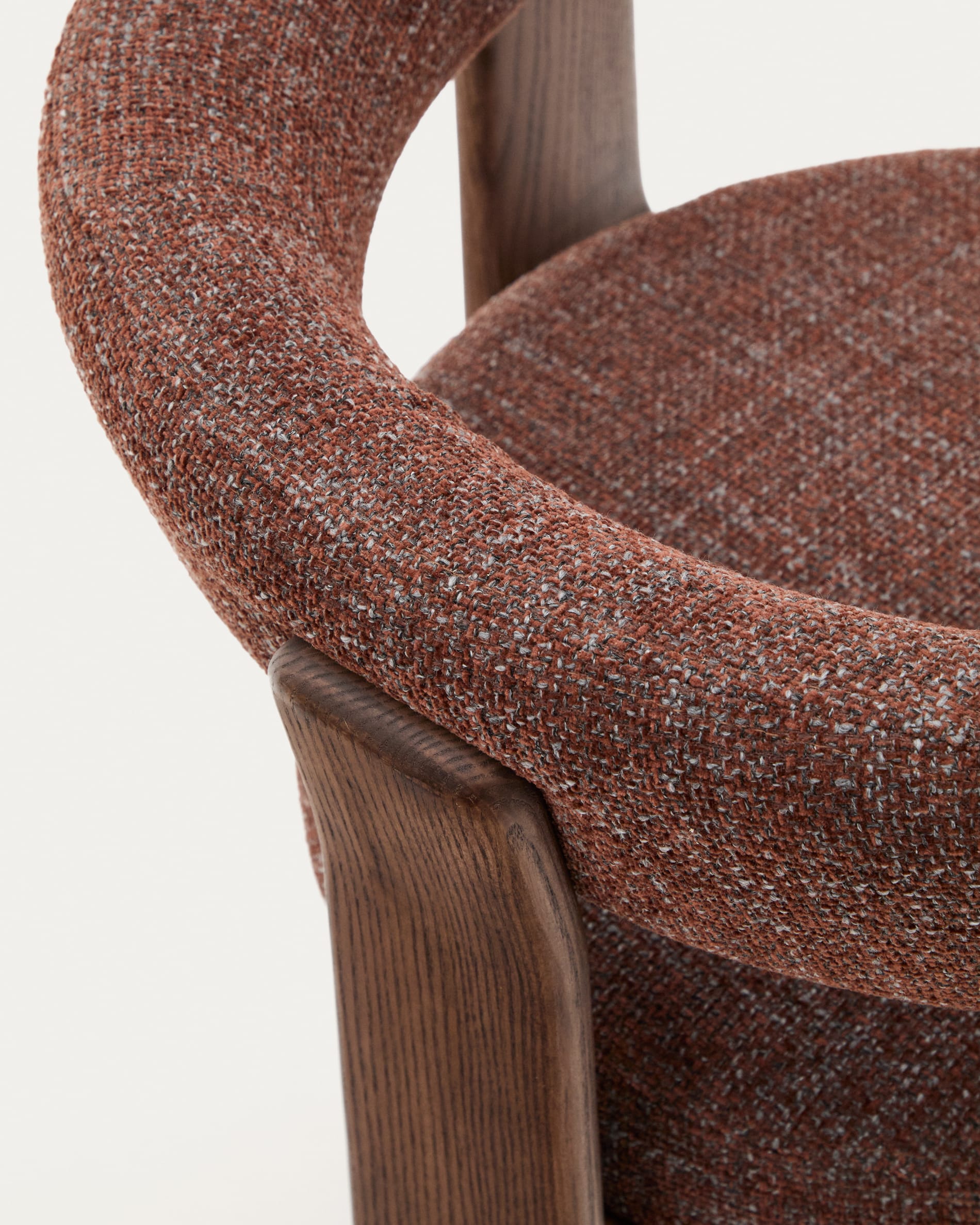 Granite three-legged chair in brown chenille and solid ash wood with walnut finish, FSC 100%