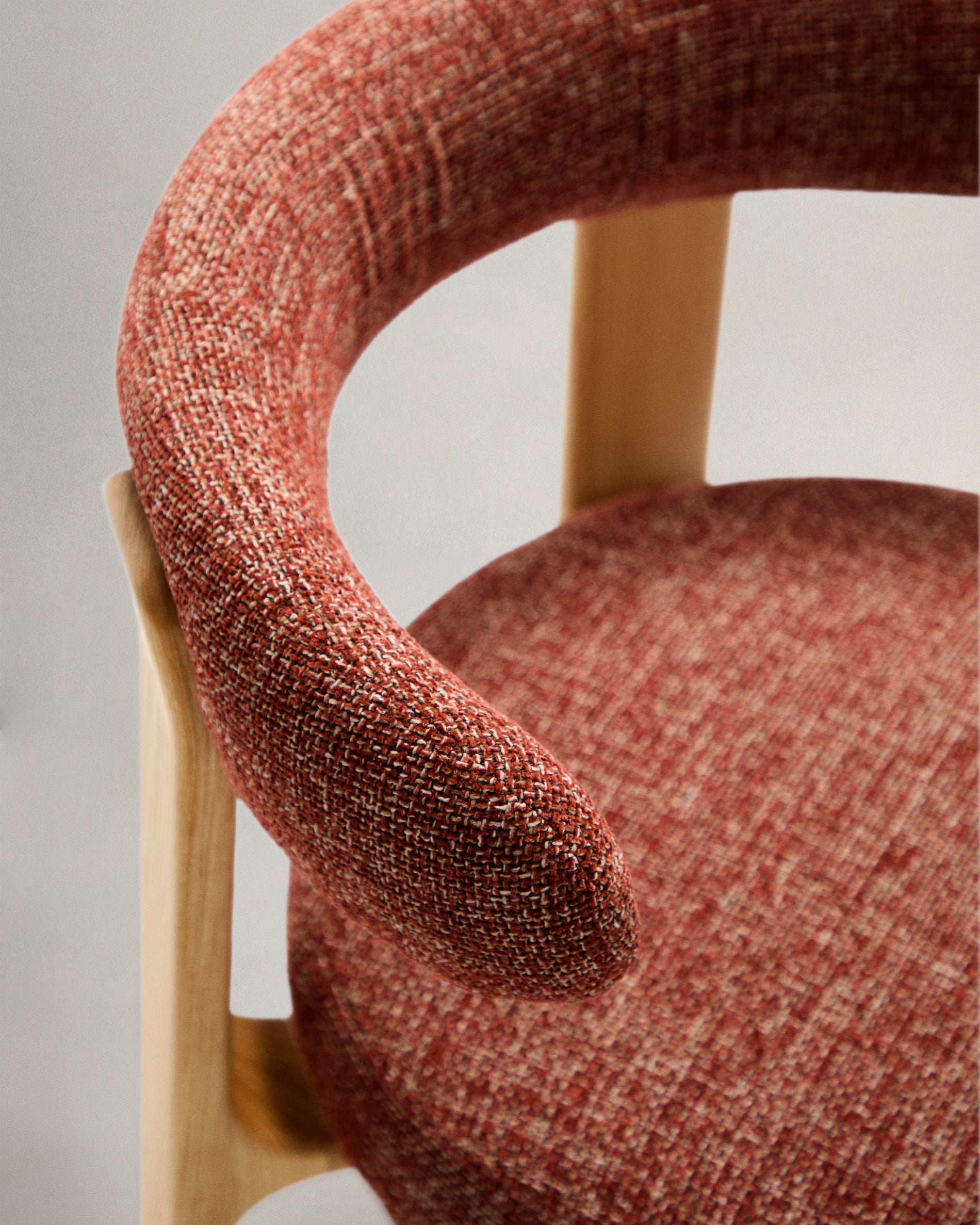 Granite chair  terracotta-coloured chenille and solid ash wood in a natural tone finish FSC 100% - Detail