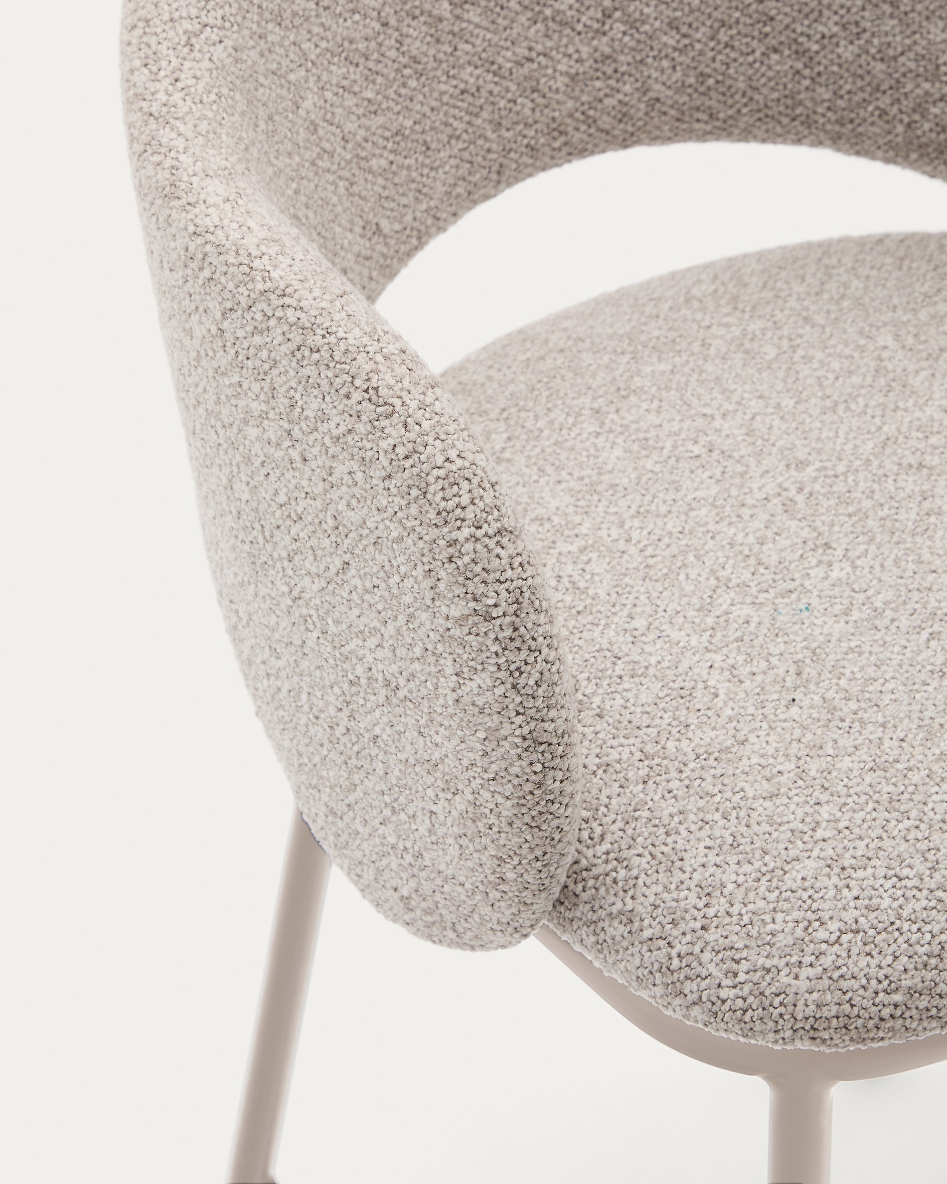 Maina stool in thick beige chenille and steel legs in a beige finish, FSC Mix Credit, 65 cm - Detail