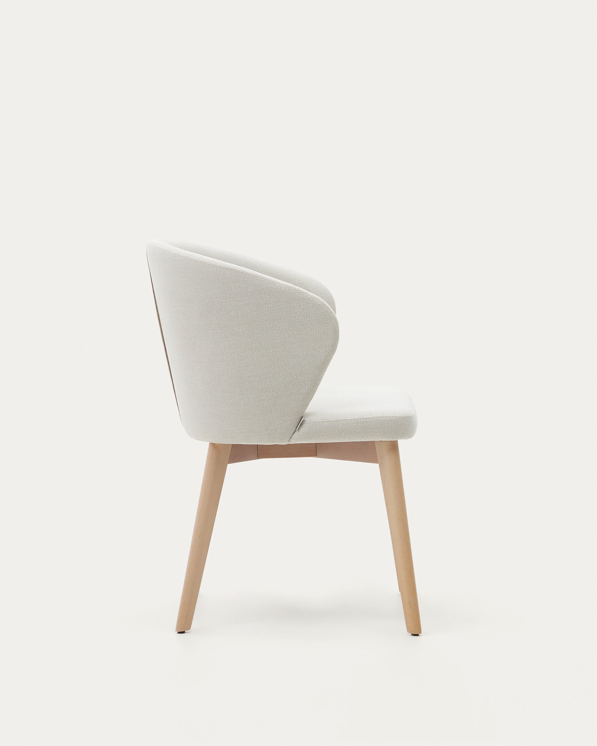 Darice chair in beige chenille and 100% FSC certified solid beech wood with a natural finish