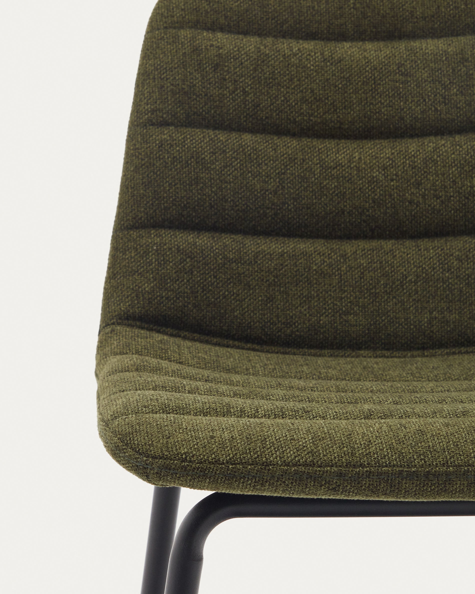 Zunilda stool in dark green and steel chenille with matt black finish height 65 cm FSC 100% - Detail