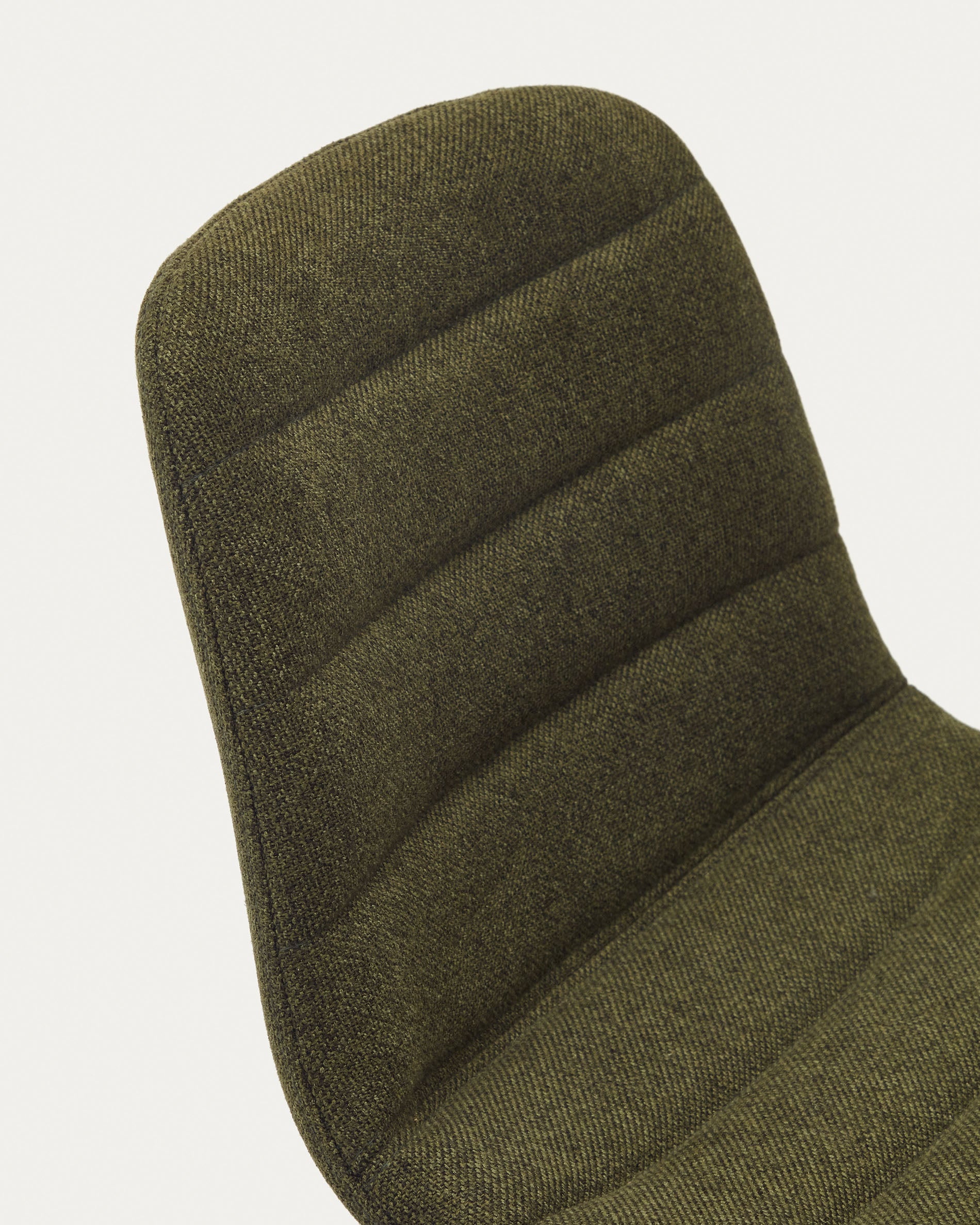 Zunilda stool in dark green and steel chenille with matt black finish height 65 cm FSC 100% - Detail