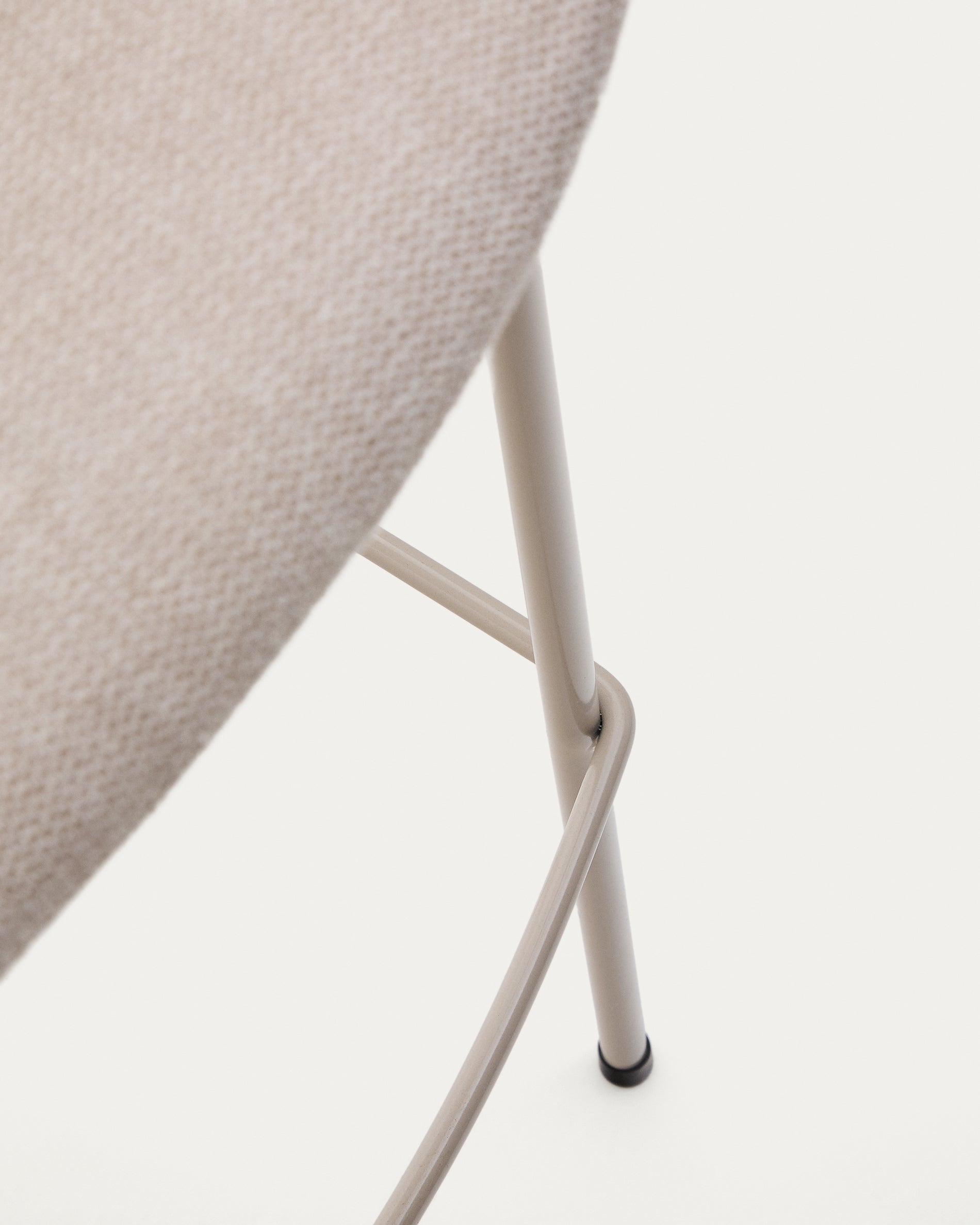 Yvette stool in beige chenille and steel legs in a beige finish, 75 cm high - Detail