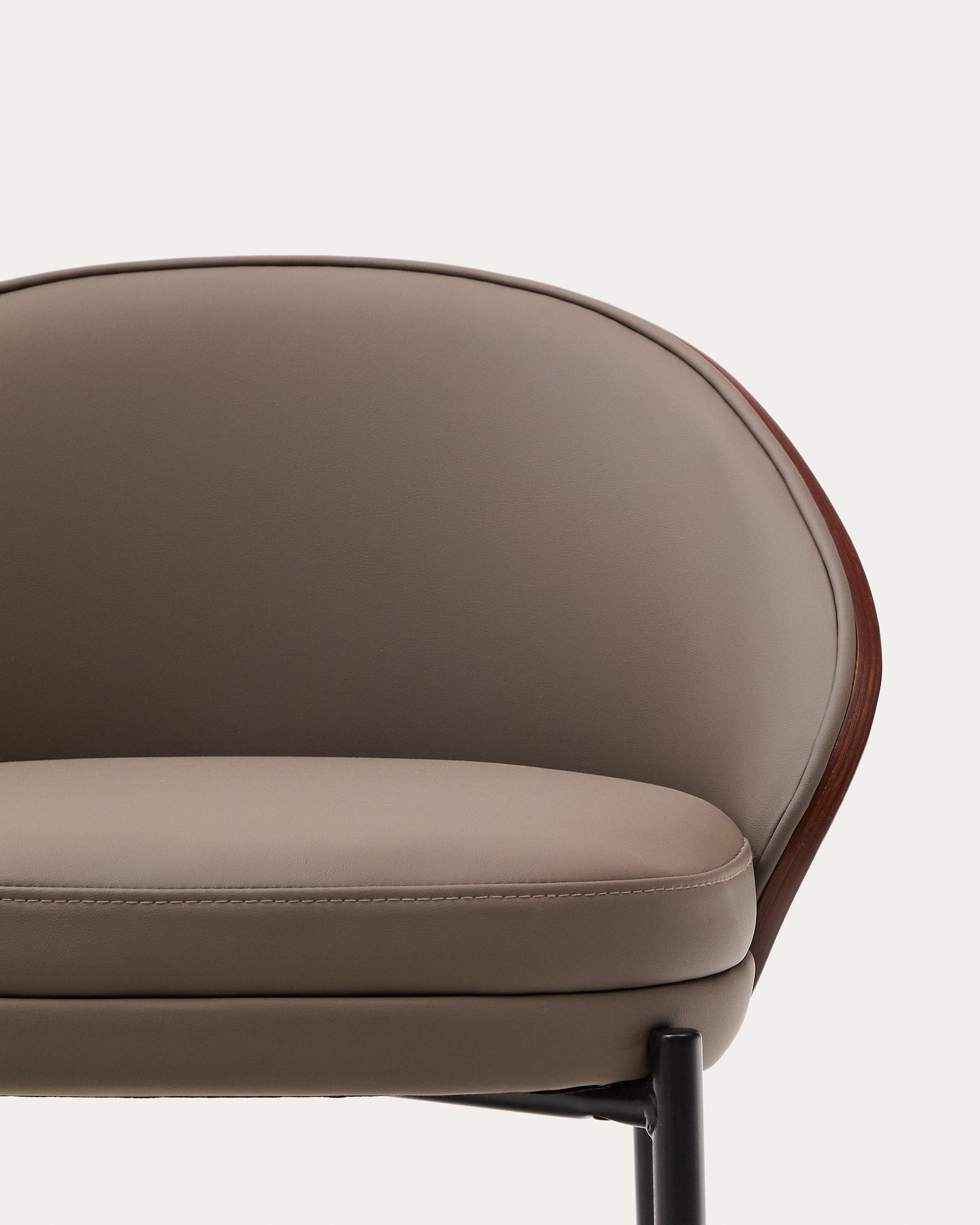 Eamy stool in brown faux leather, ash veneer, walnut finish and black metal 65 cm - Detail