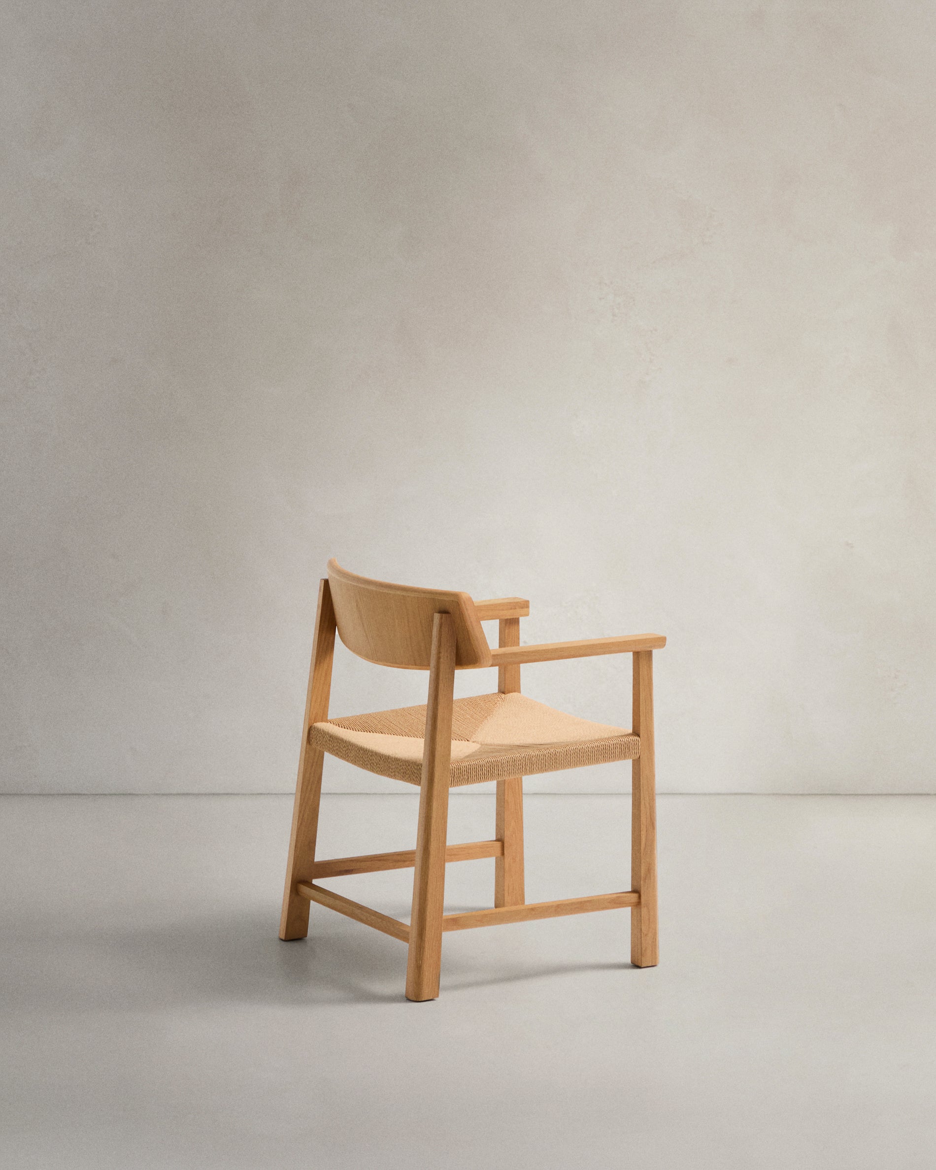 Idun chair made of FSC Mix Credit solid oak wood with natural tone finish and rope cord seat - Product View