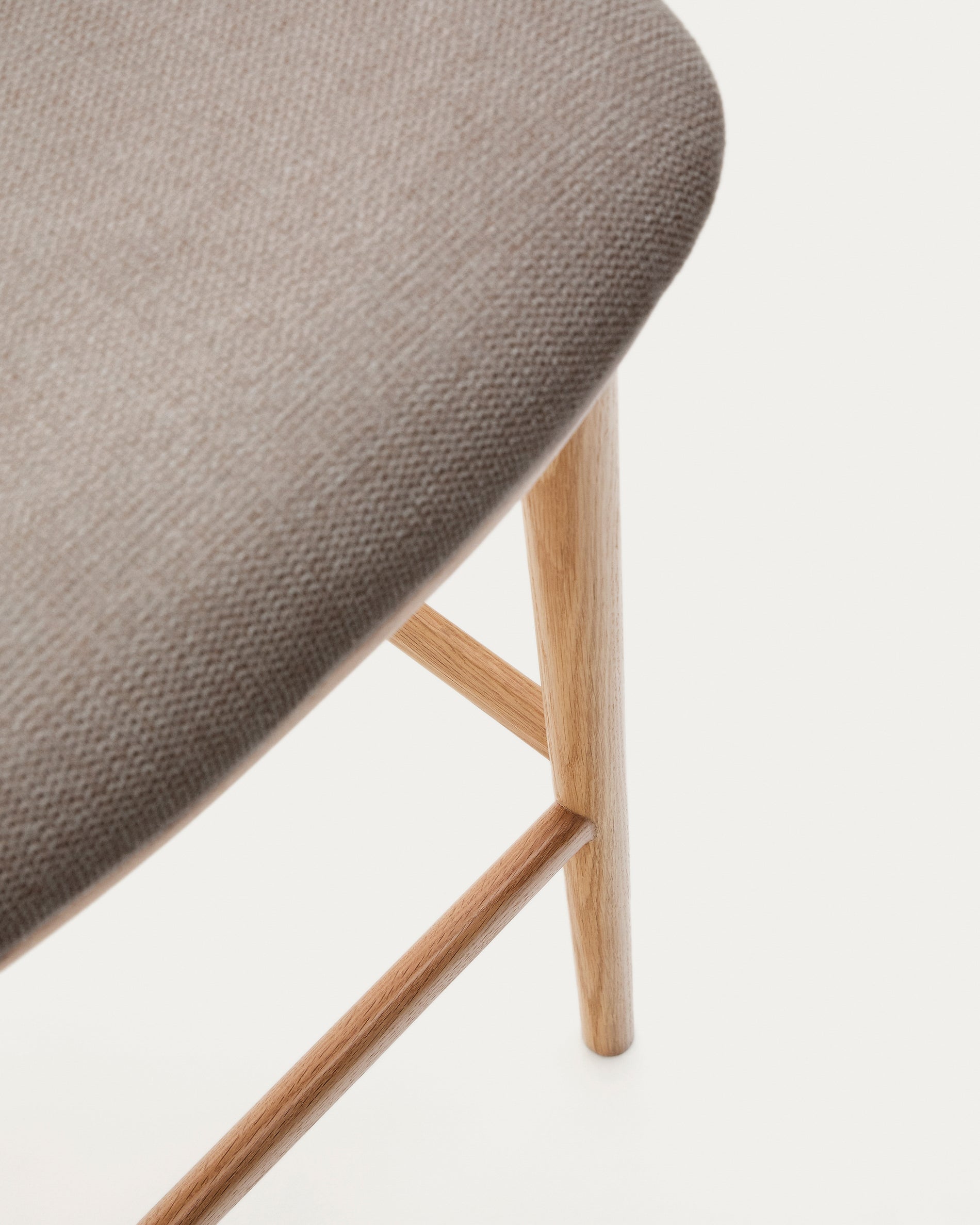 Ciselia stool brown chenille and solid ash wood natural tone finish FSC Mix Credit 75 cm - Detail