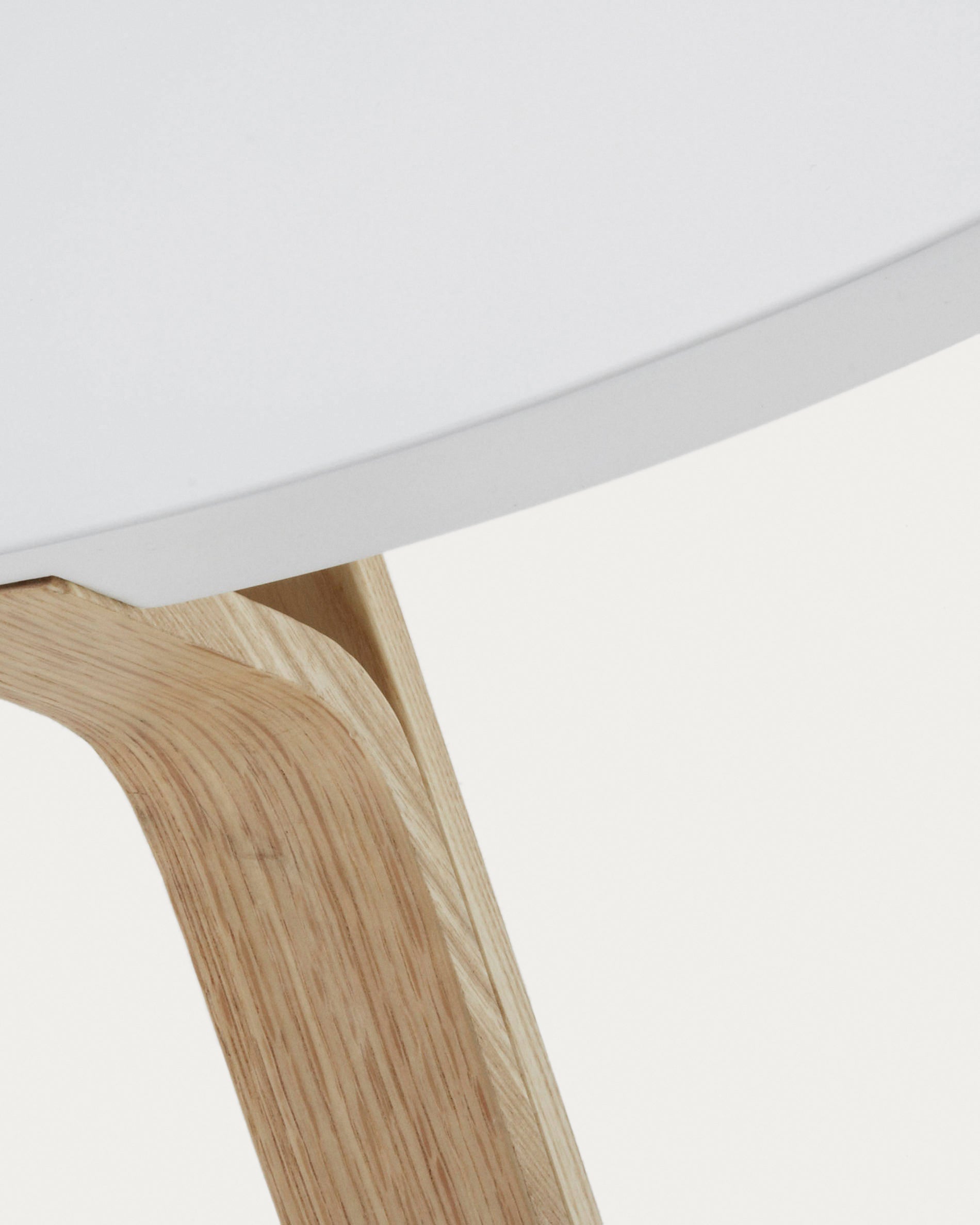 White and ash Dilos coffee table Ø 90 cm - Detail