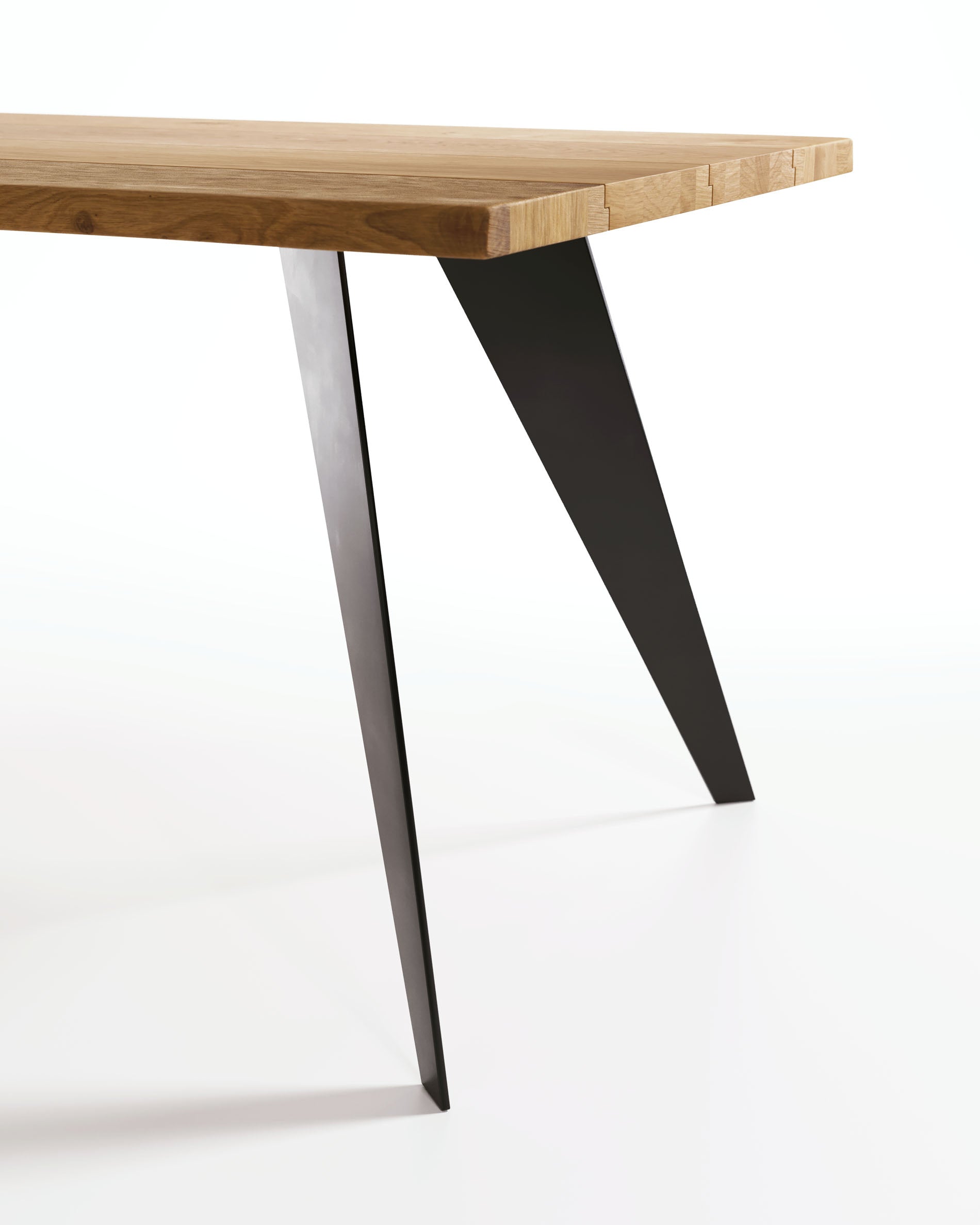 Koda oak veneer table with natural finish and steel legs with black finish 160 x 90 cm - Detail