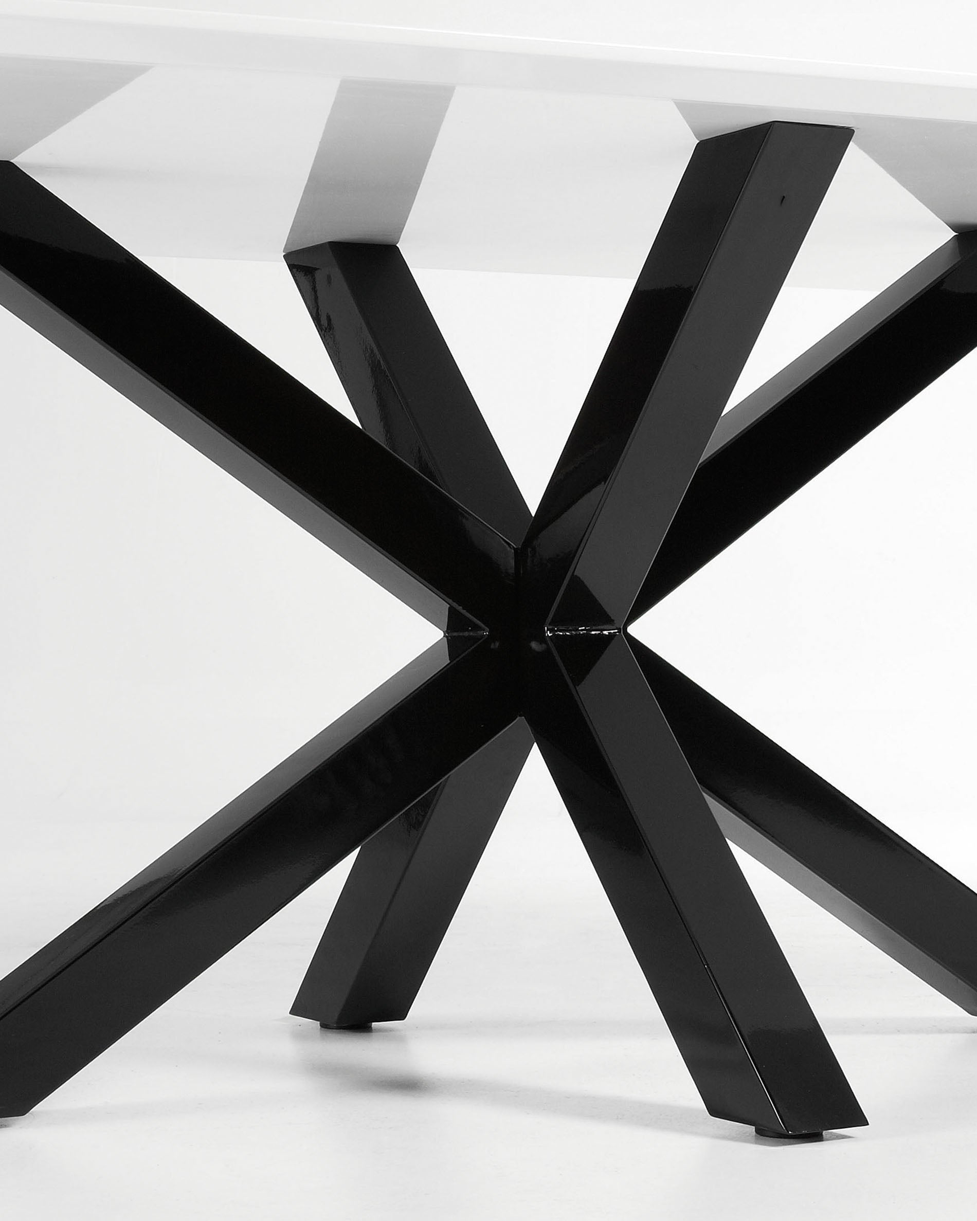 Argo table in melamine with white finish and steel legs with black finish 200 x 100 cm - Detail