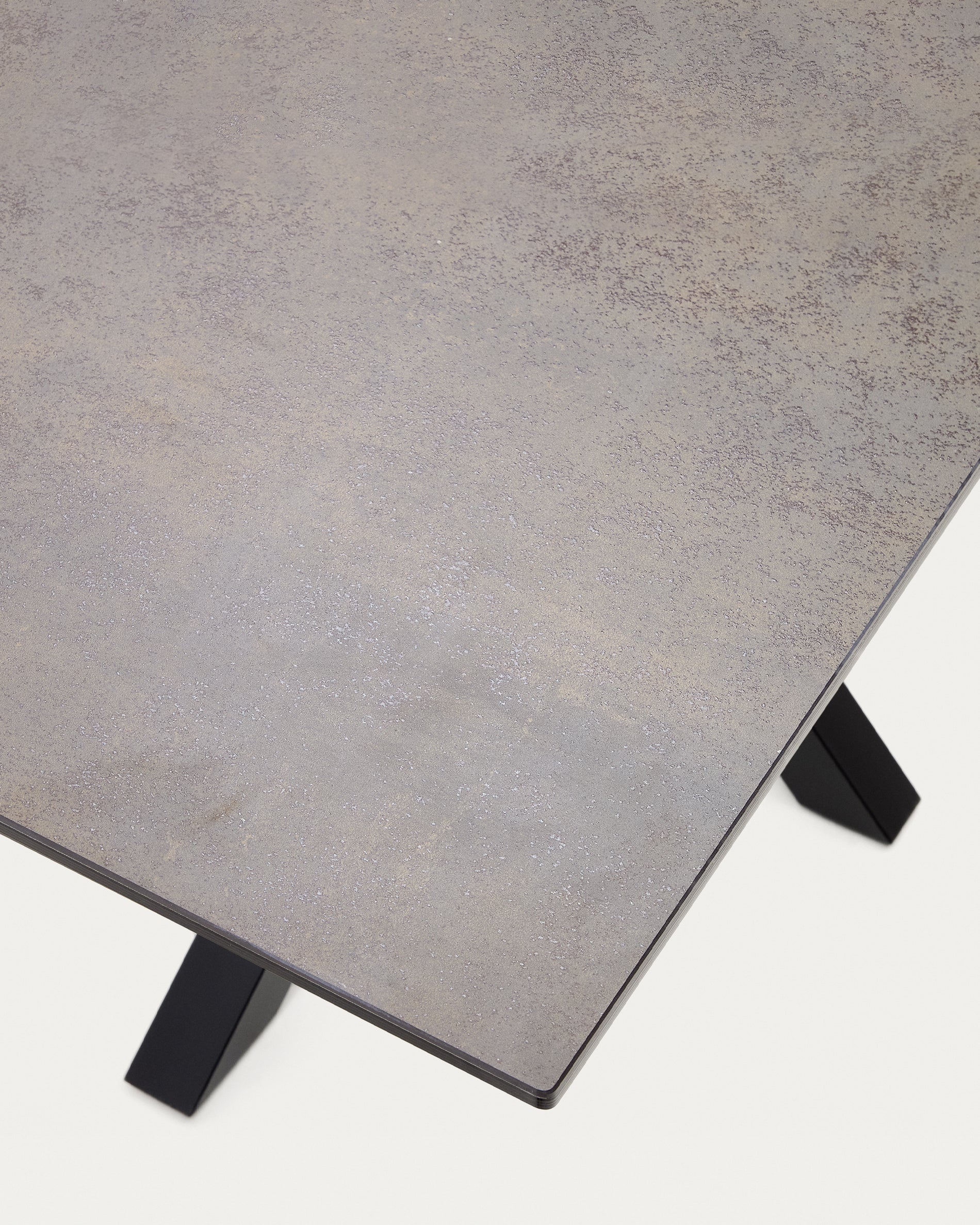 Argo table in Iron Moss porcelain and steel legs with black finish, 180 x 100 cm