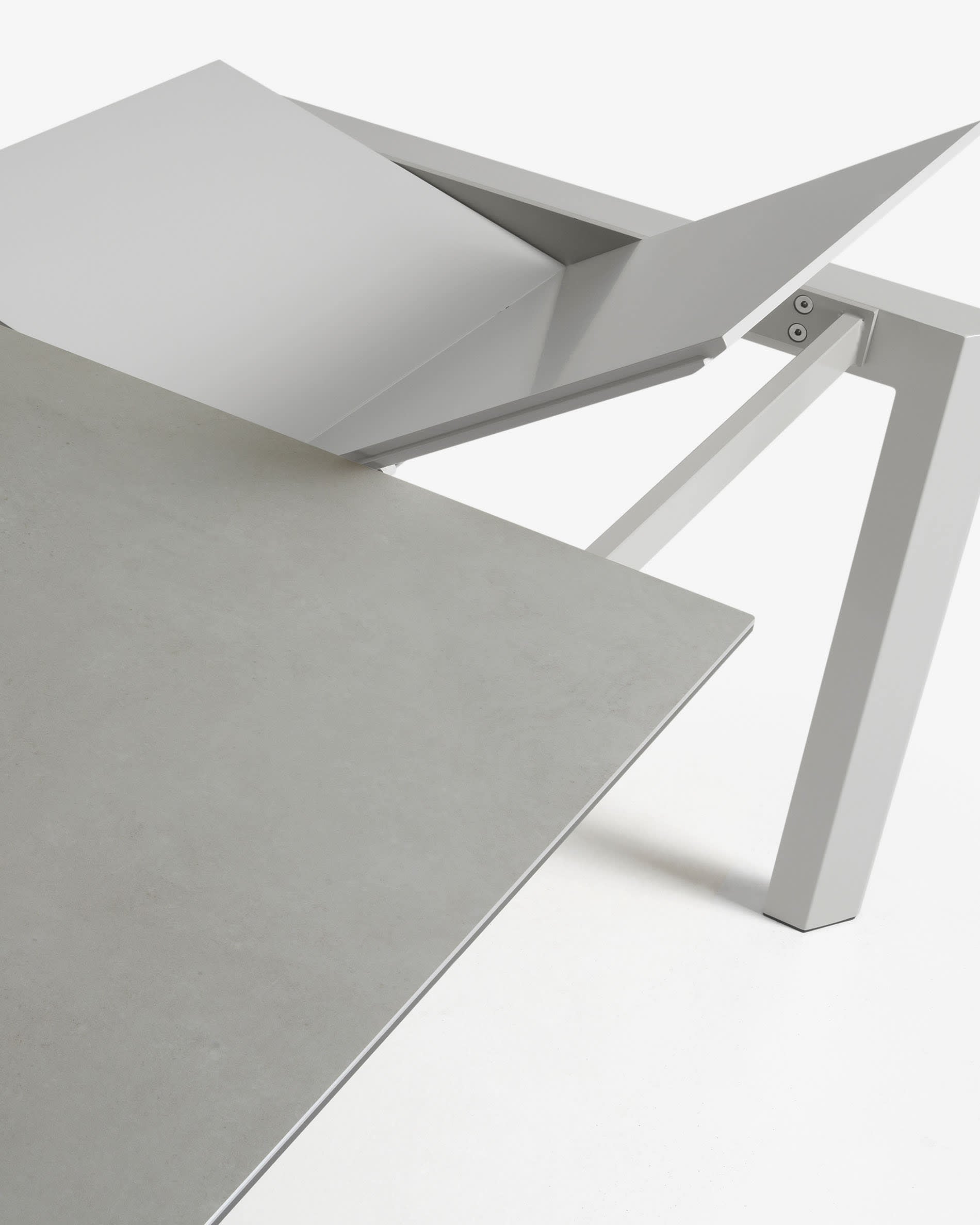 Axis extendable ceramic table with Hydra Plomo finish and gray steel legs 120 (180) cm