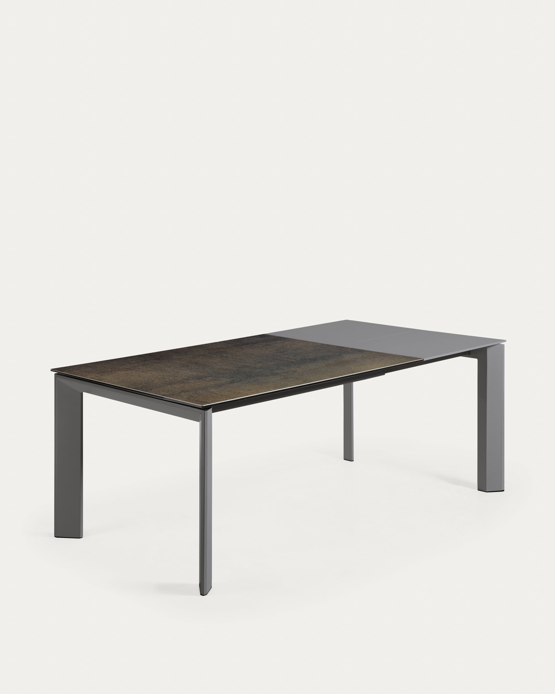 Axis extendable porcelain table with iron moss finish and dark gray steel legs, 140 (200) cm