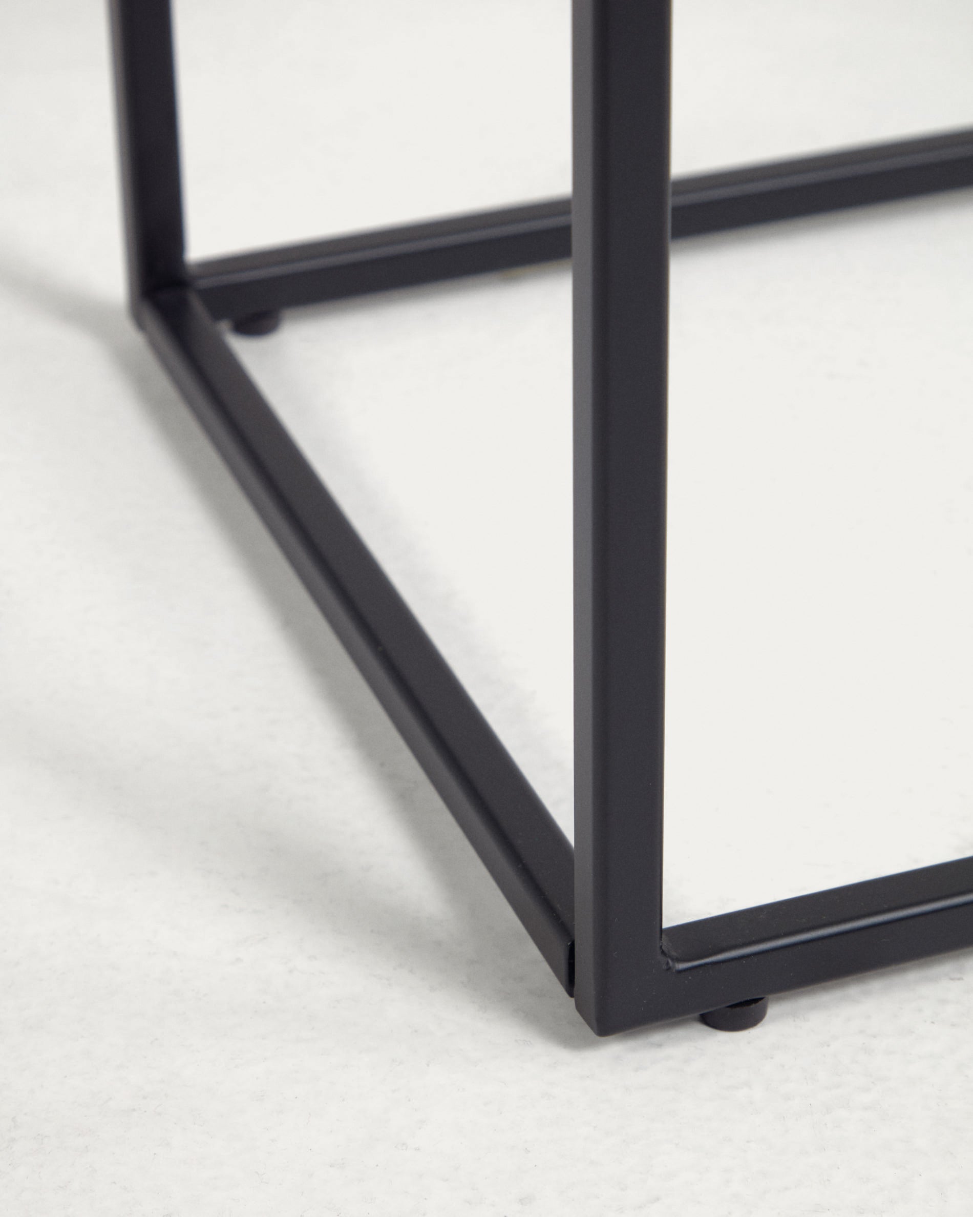Rewena console table with Kalos Blanco porcelain top and steel structure, 110 x 75 cm - Detail