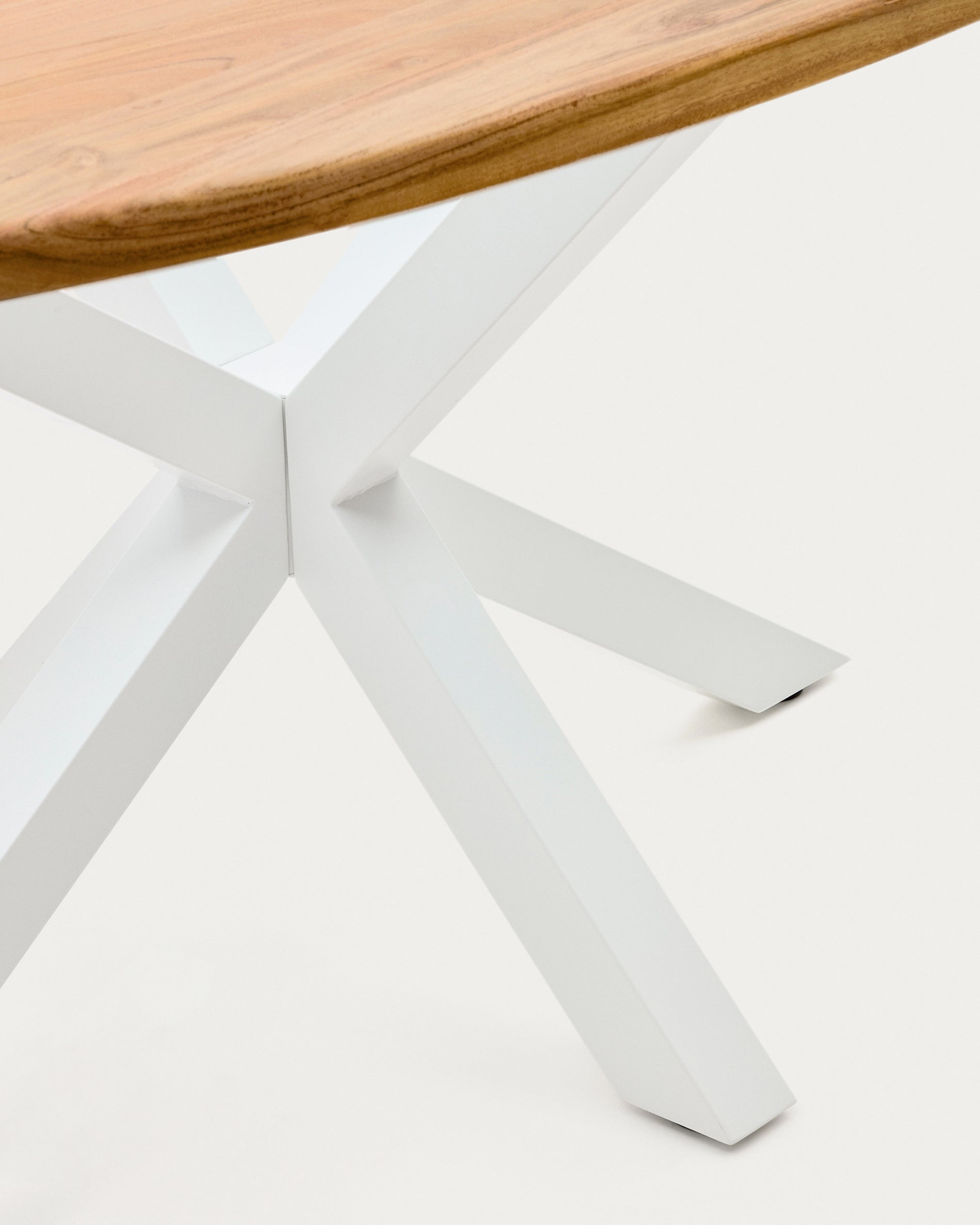 Argo oval table in solid acacia wood and steel legs with white finish Ø 200 x 100 cm - Detail