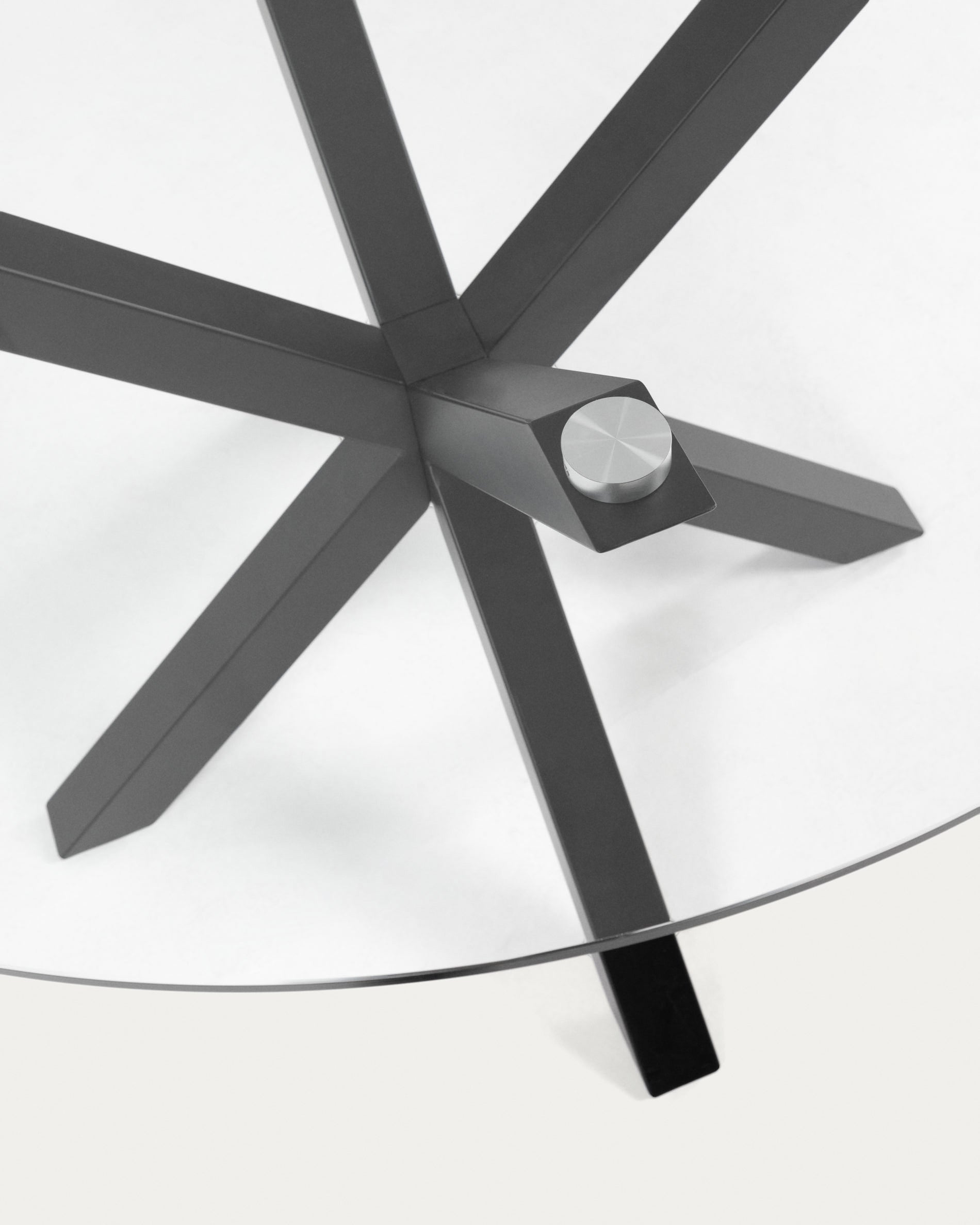 Argo coffee table glass black Ø 82 cm - Detail