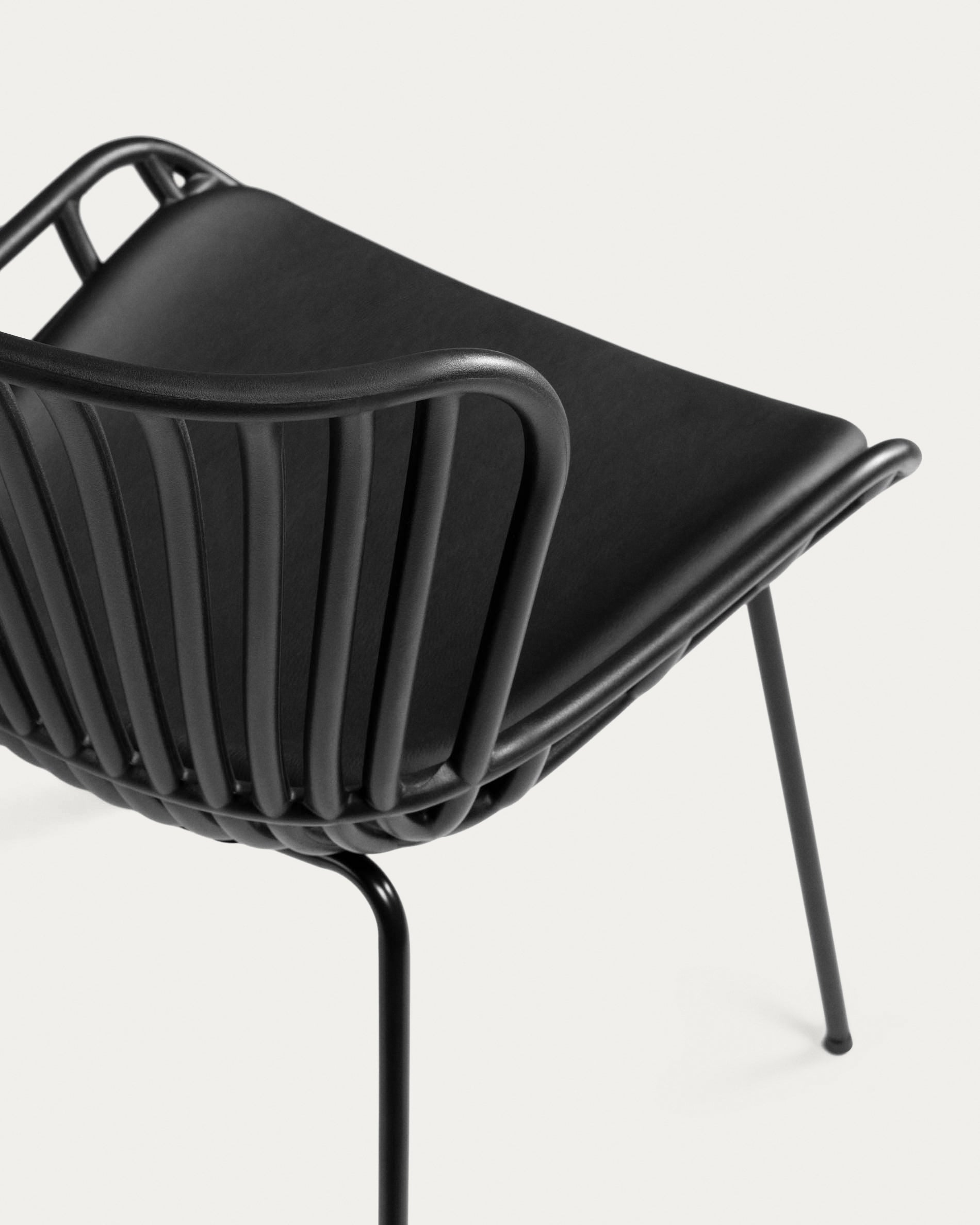 Surpik chair with steel legs in black finnish - Detail