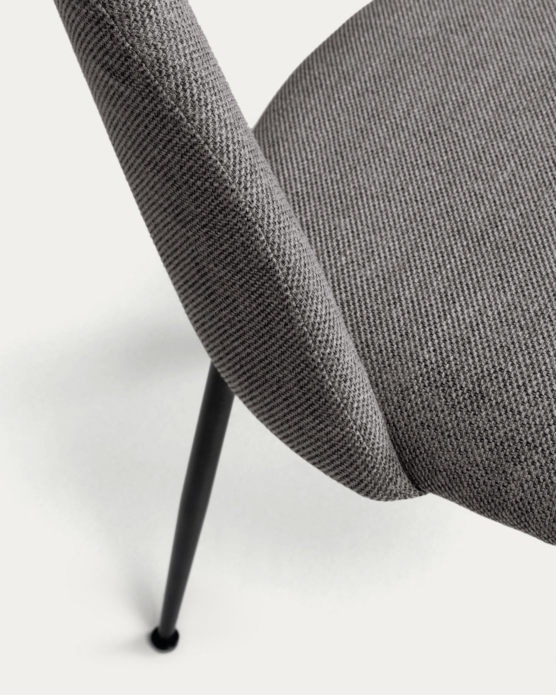 Mahalia dining chair in dark grey with steel legs, with a black painted finish FSC 100% - Detail
