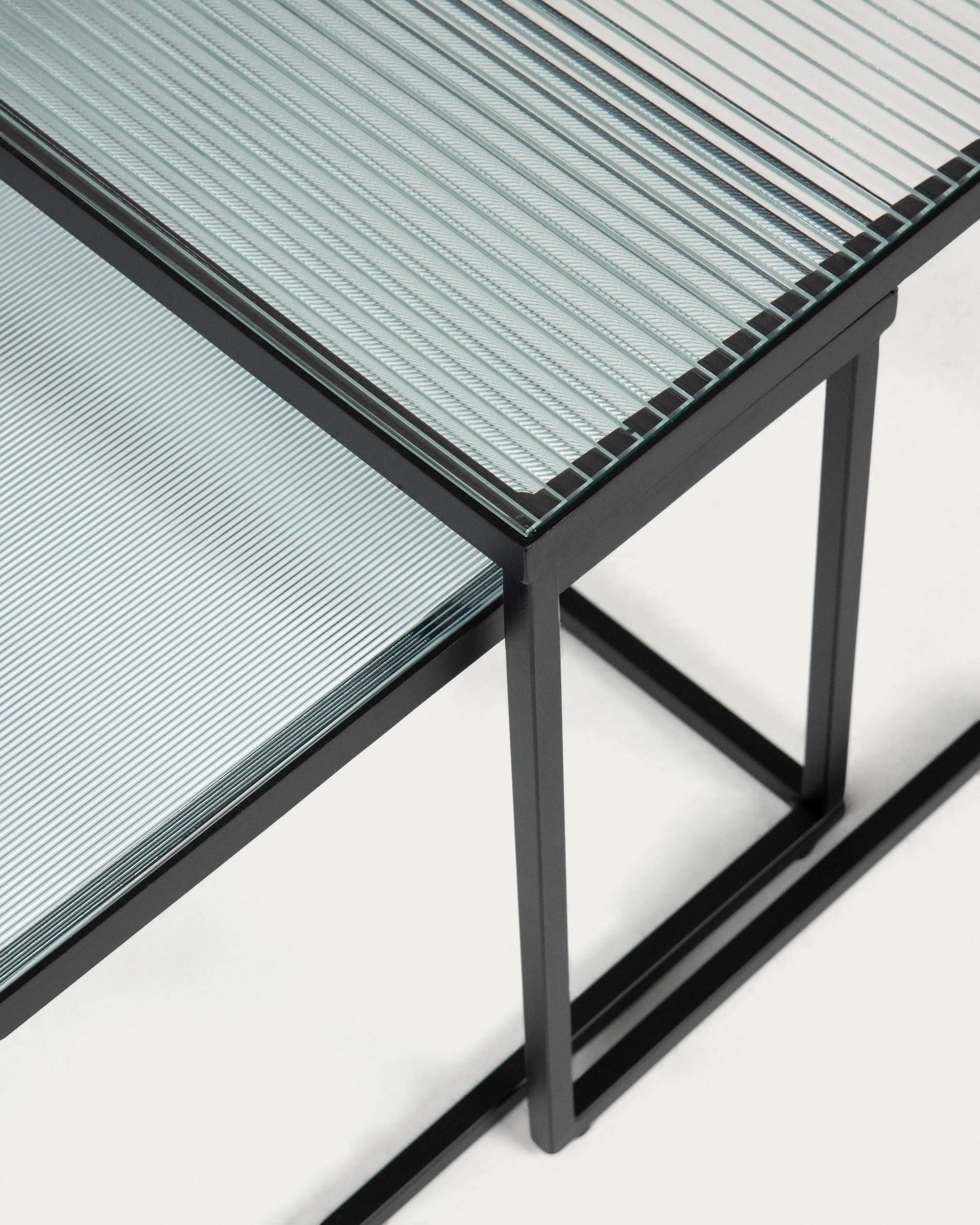 Akemi set of 2 coffee table - Detail