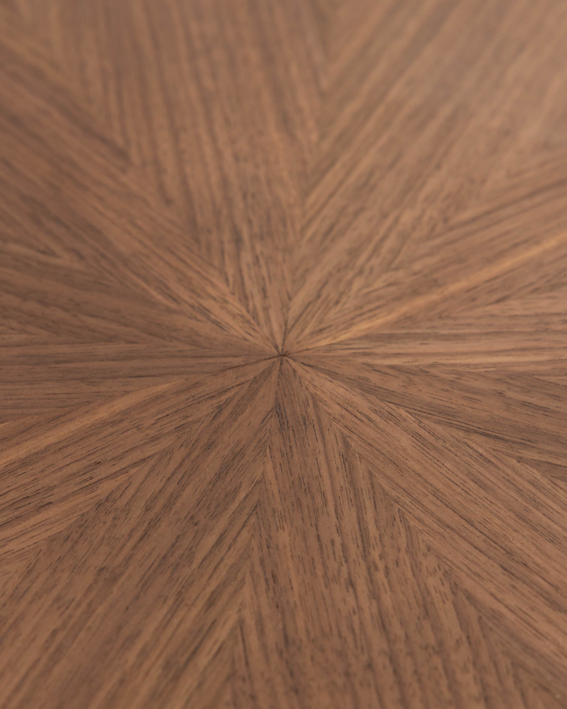 Naanim table with walnut veneer and legs in a black finish, 180 x 110 cm. - Detail
