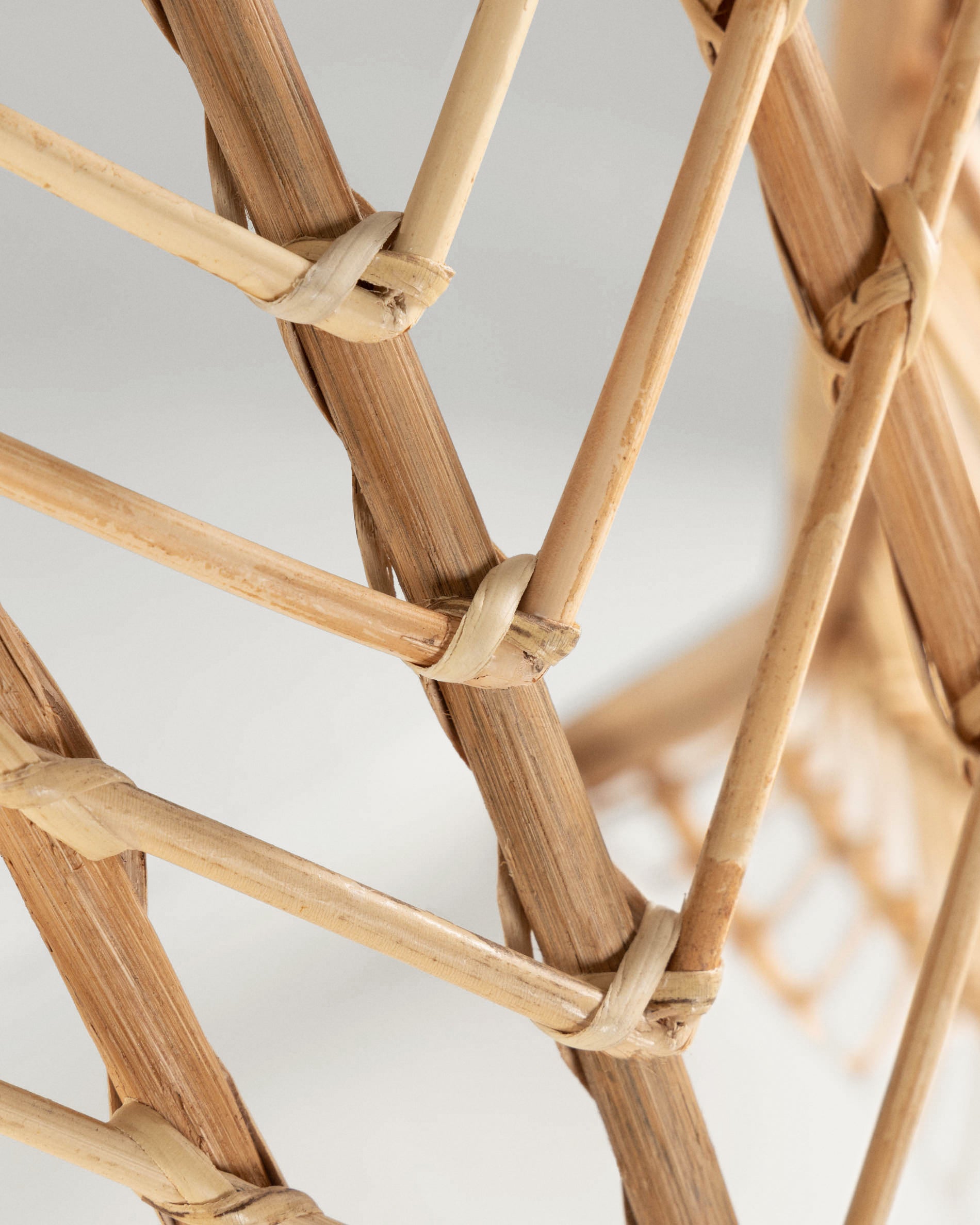 Ekaterina hanging rattan chair - Detail