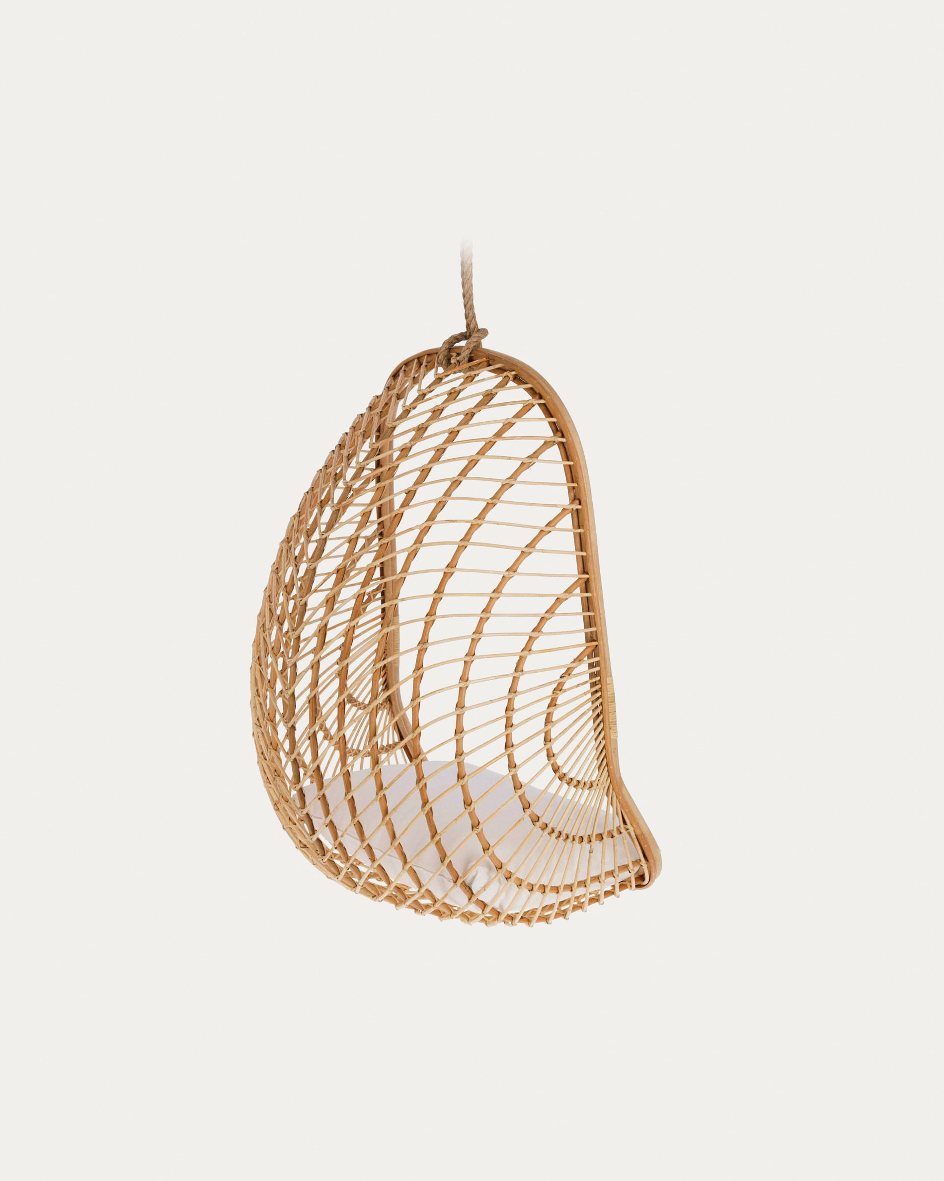 Ekaterina hanging rattan chair - Product View