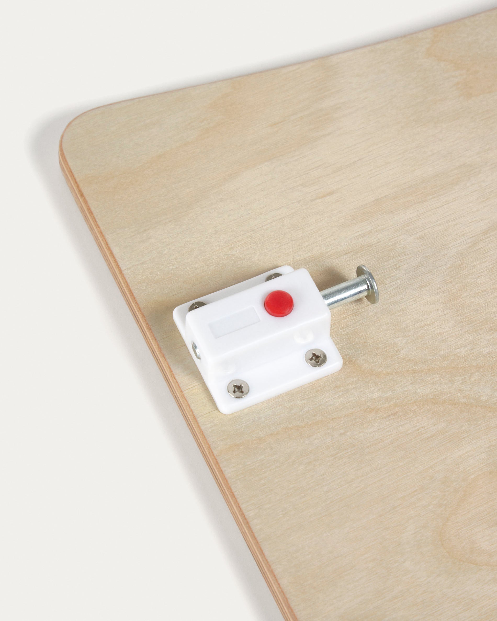 Tray for the Nuun evolutive chair in birch veneer - Detail